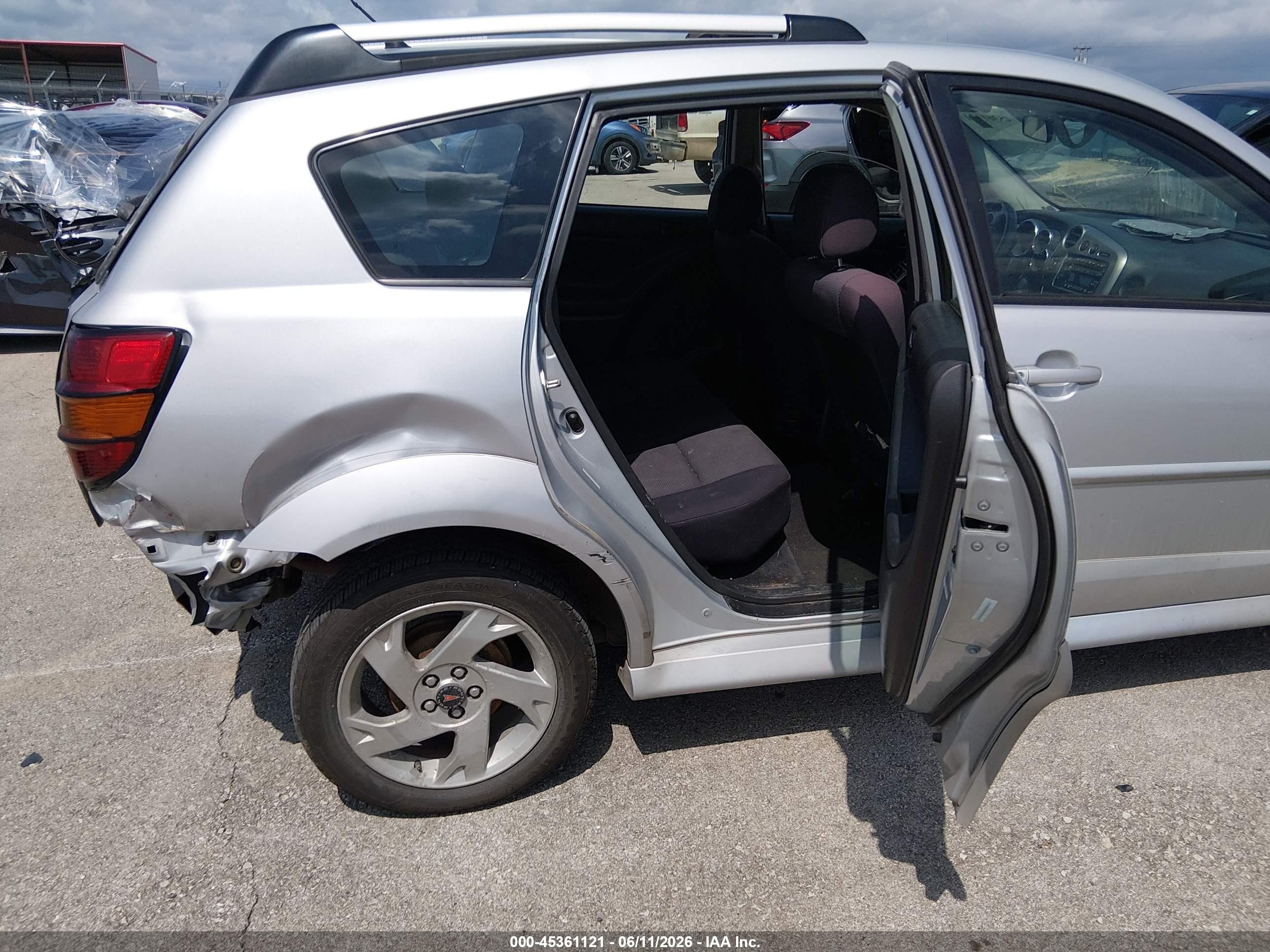 2006 Pontiac Vibe Silver vin: 5Y2SL65896Z432754