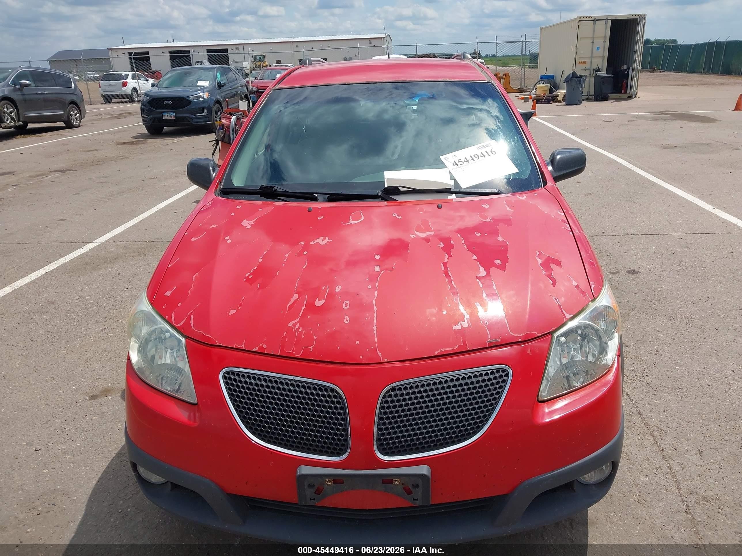 2006 Pontiac Vibe   Red vin: 5Y2SL65896Z462272