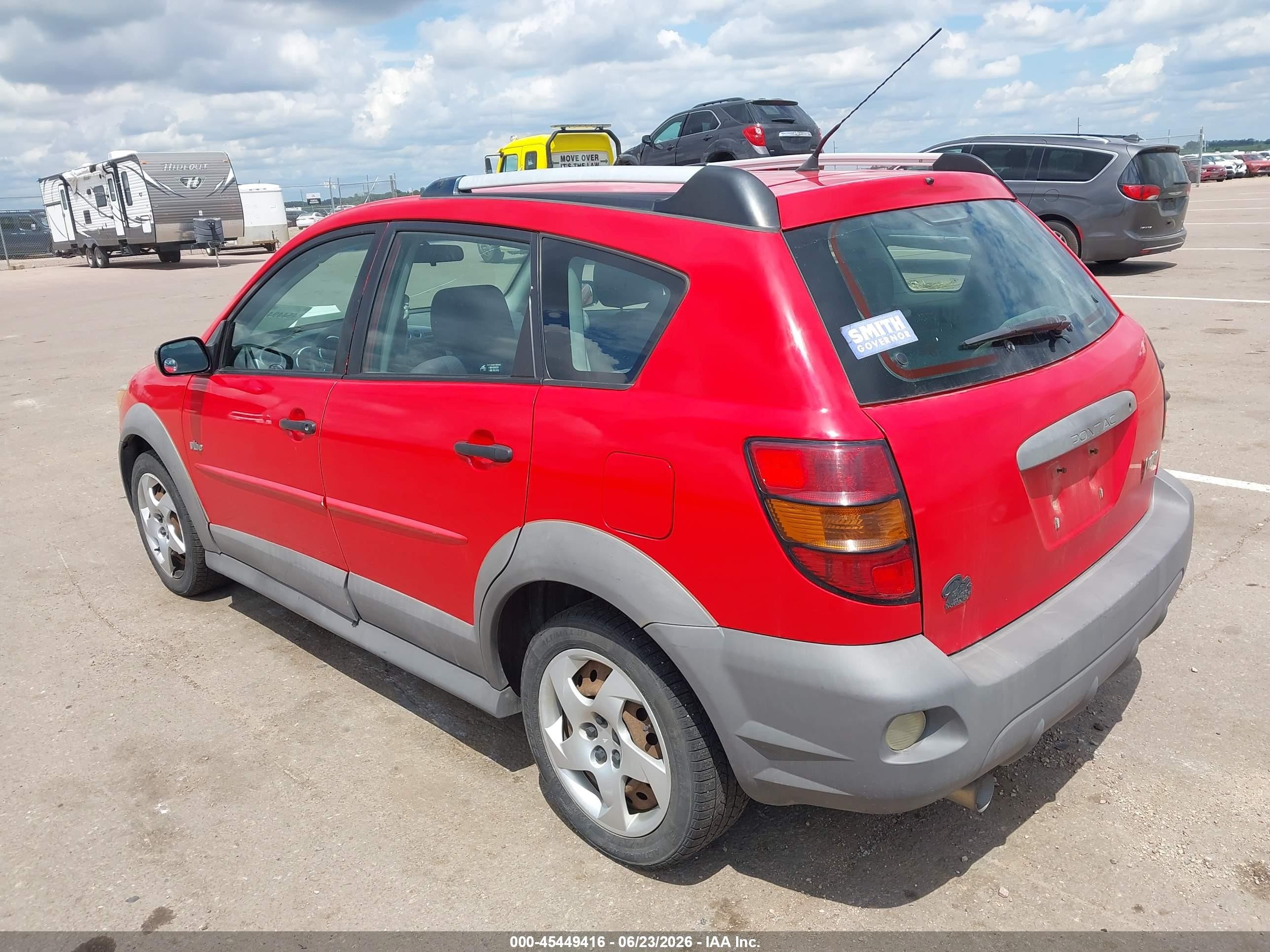 2006 Pontiac Vibe   Red vin: 5Y2SL65896Z462272