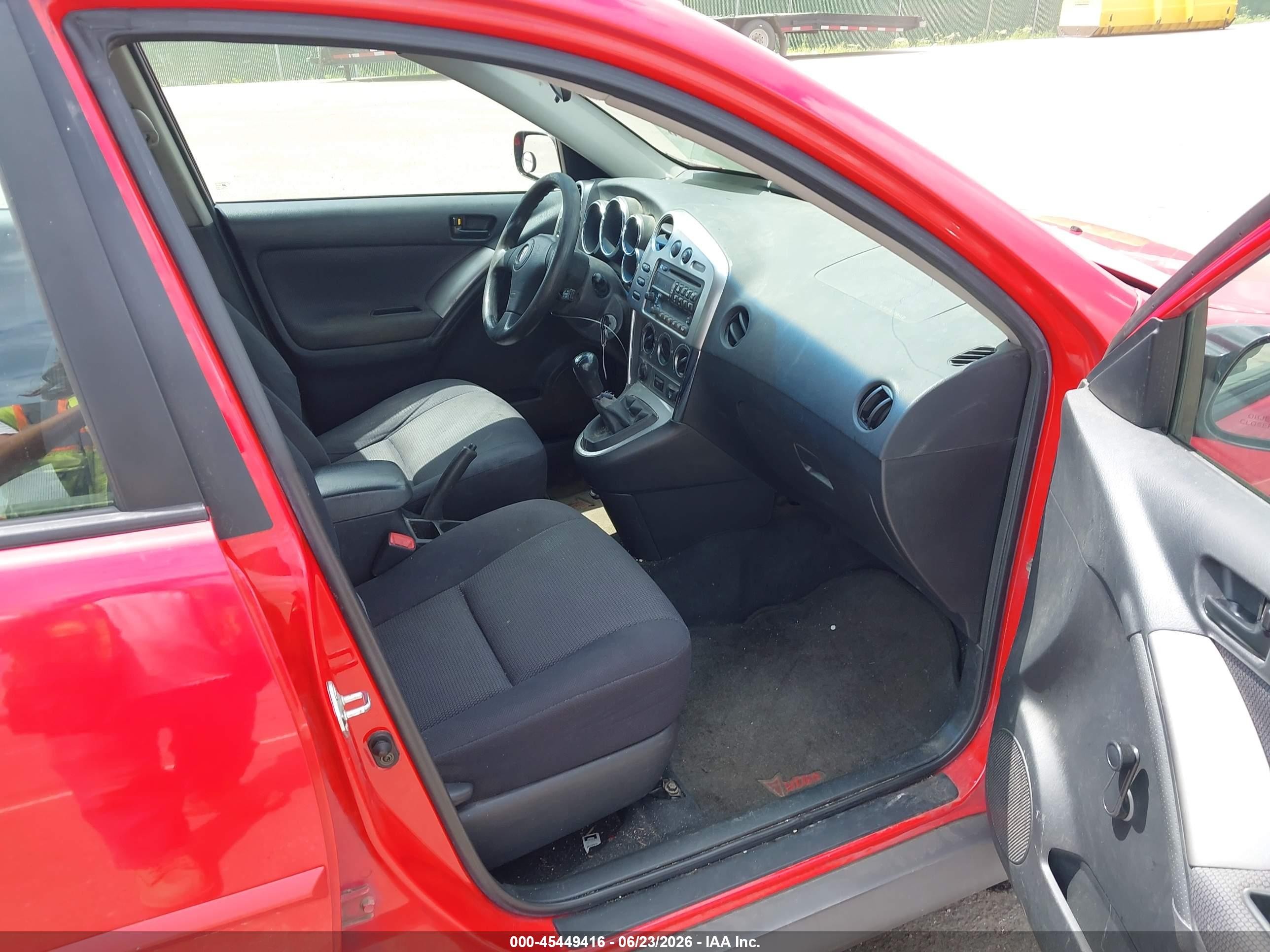 2006 Pontiac Vibe   Red vin: 5Y2SL65896Z462272