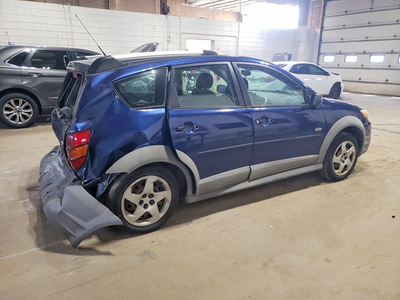2007 Pontiac Vibe Blue vin: 5Y2SL65897Z435350