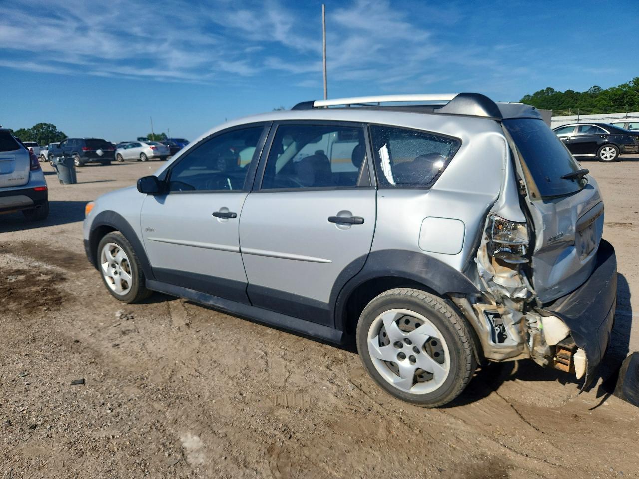 2006 Pontiac Vibe Silver vin: 5Y2SL658X6Z445898