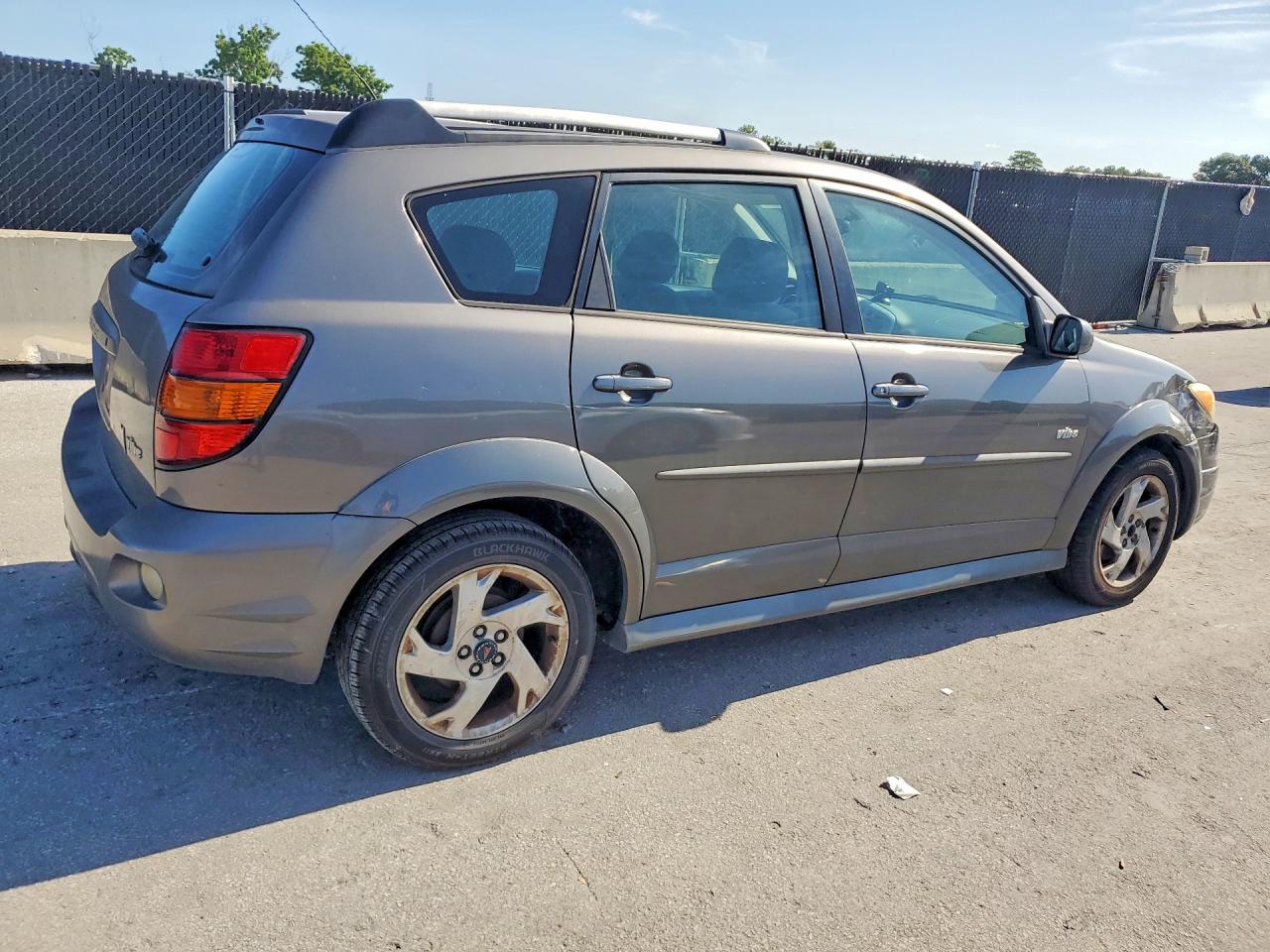 2007 Pontiac Vibe Gray vin: 5Y2SL658X7Z405337