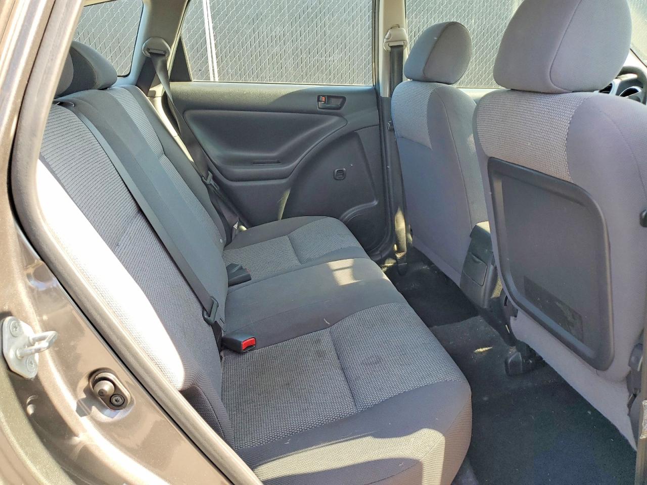 2007 Pontiac Vibe Gray vin: 5Y2SL658X7Z405337