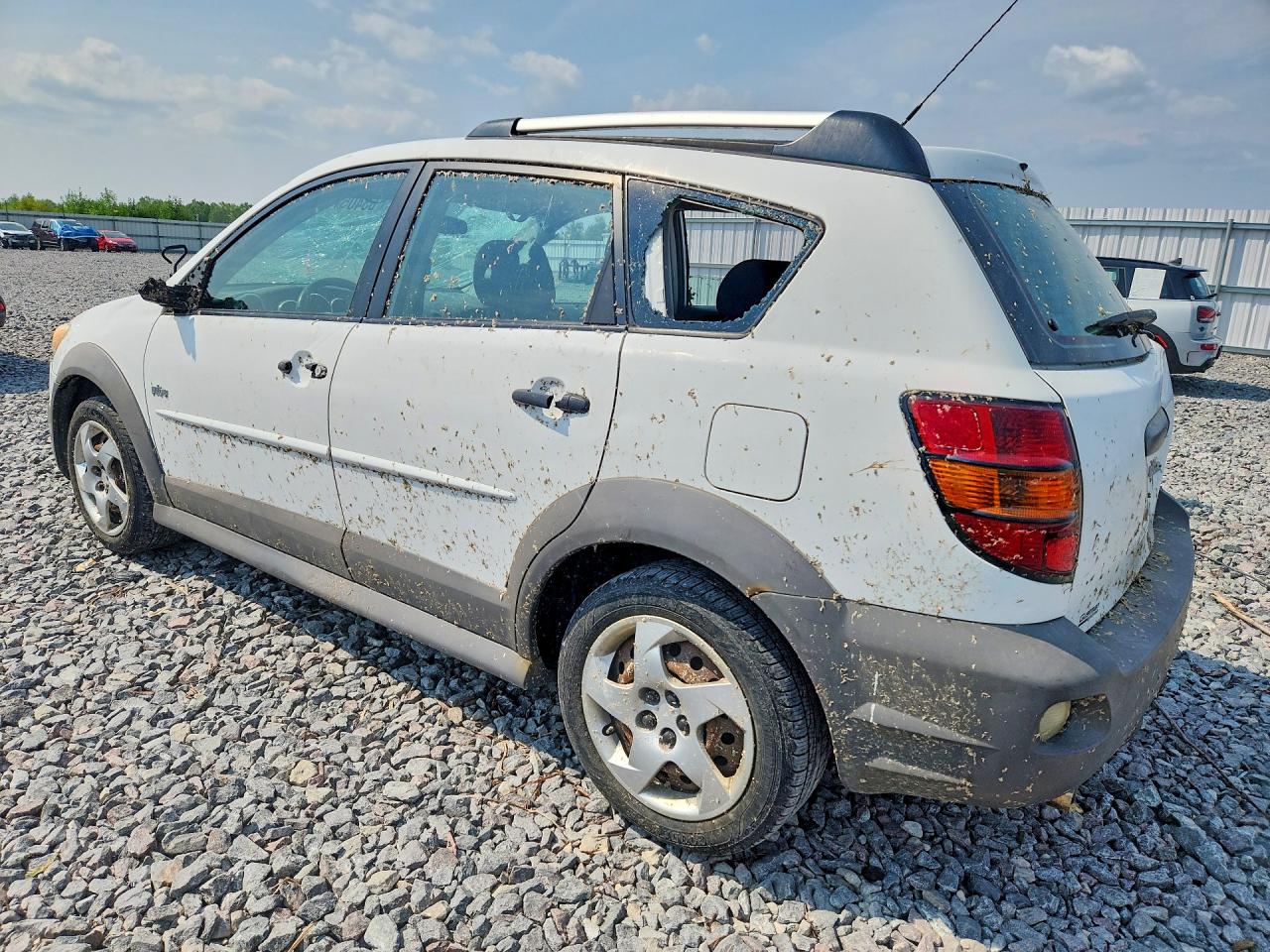2008 Pontiac Vibe Белый vin: 5Y2SL658X8Z407543