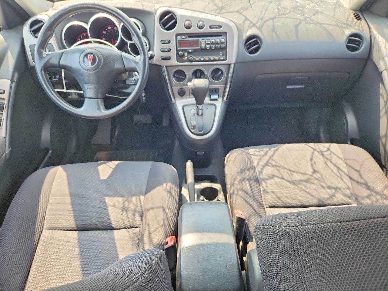 2008 Pontiac Vibe Белый vin: 5Y2SL658X8Z407543