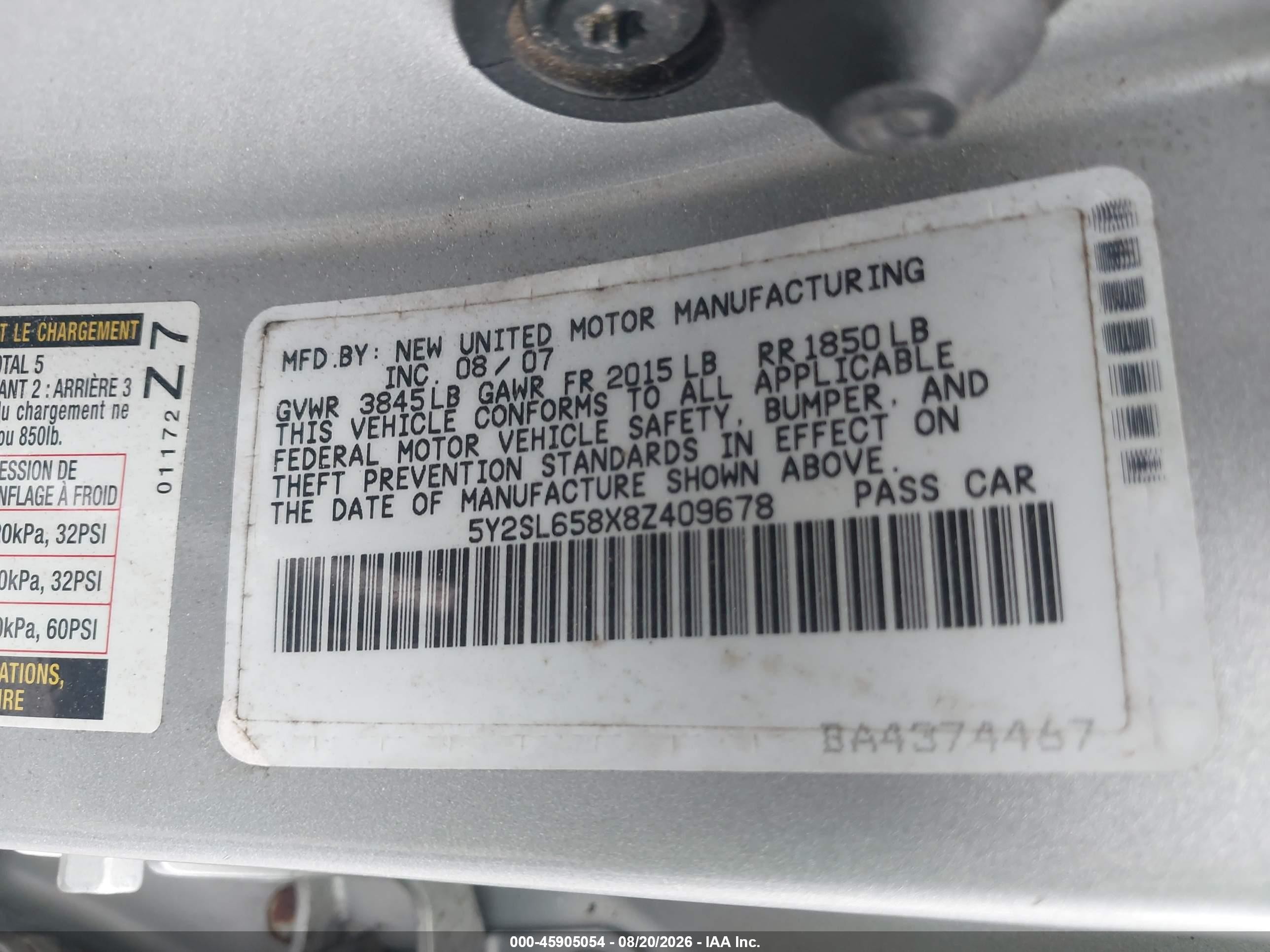 2008 Pontiac Vibe   Серебряный vin: 5Y2SL658X8Z409678