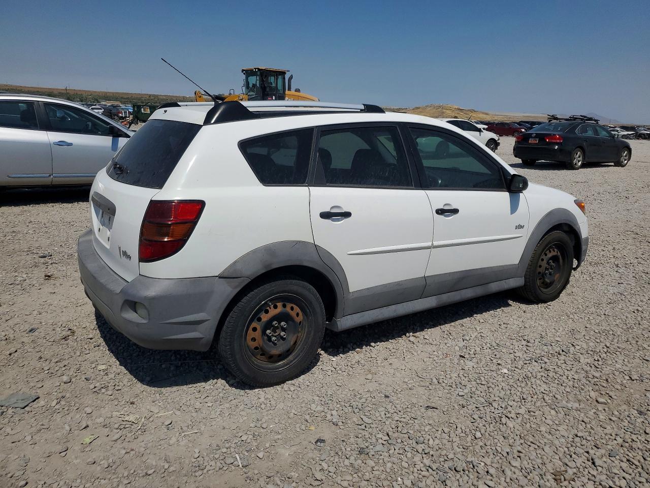 2008 Pontiac Vibe White vin: 5Y2SL658X8Z419014