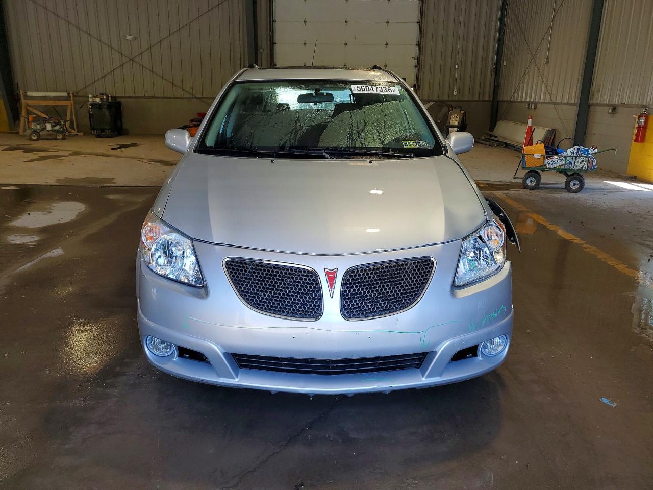 2008 Pontiac Vibe Silver vin: 5Y2SL658X8Z424052