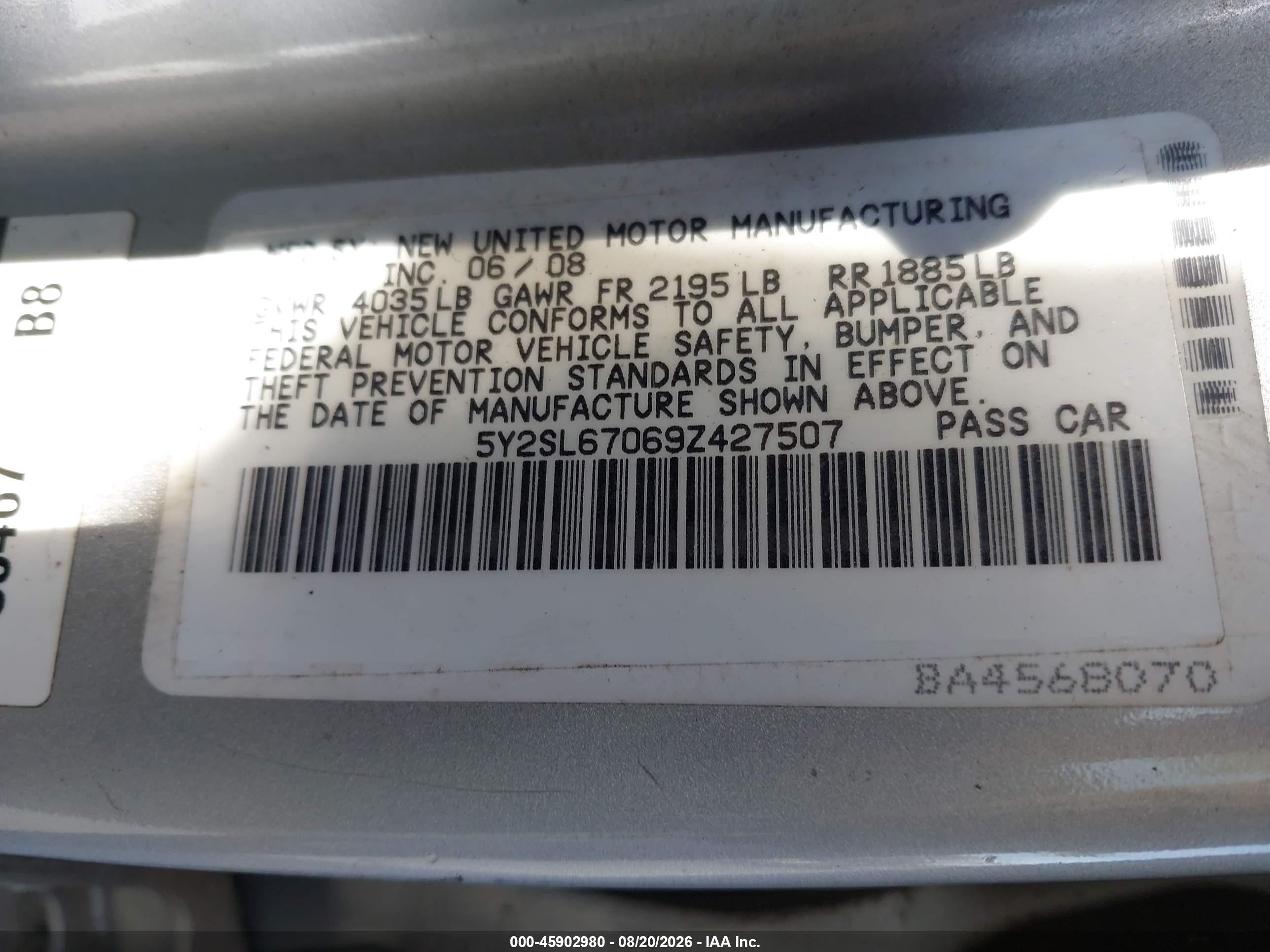 2009 Pontiac Vibe   Gray vin: 5Y2SL67069Z427507