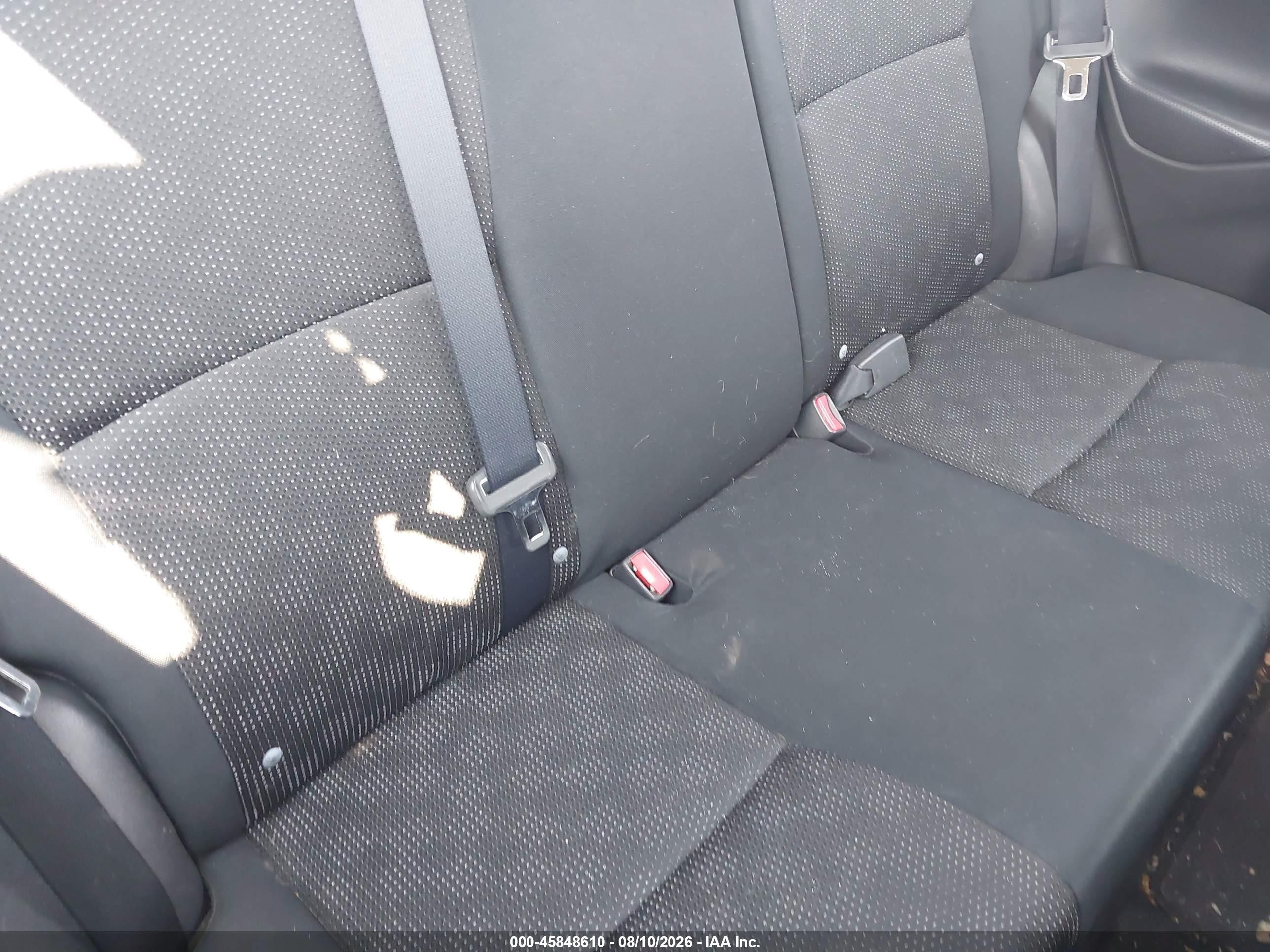 2009 Pontiac Vibe   Серебряный vin: 5Y2SL670X9Z434119