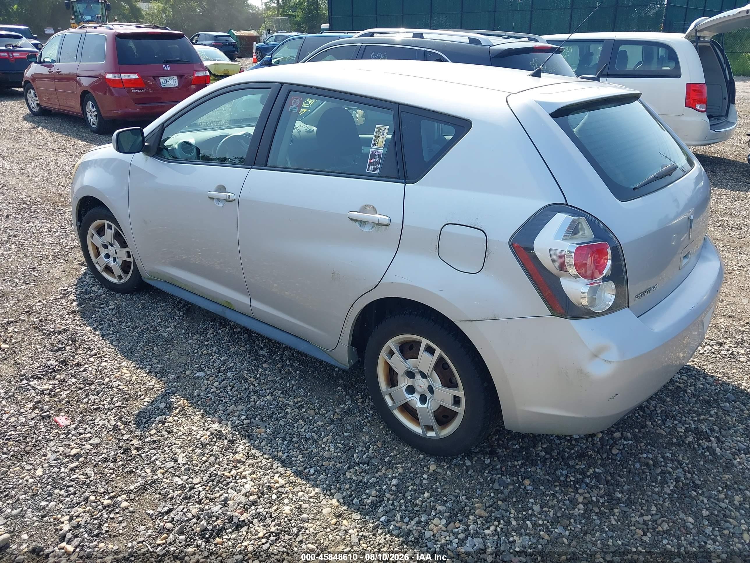 2009 Pontiac Vibe   Серебряный vin: 5Y2SL670X9Z434119