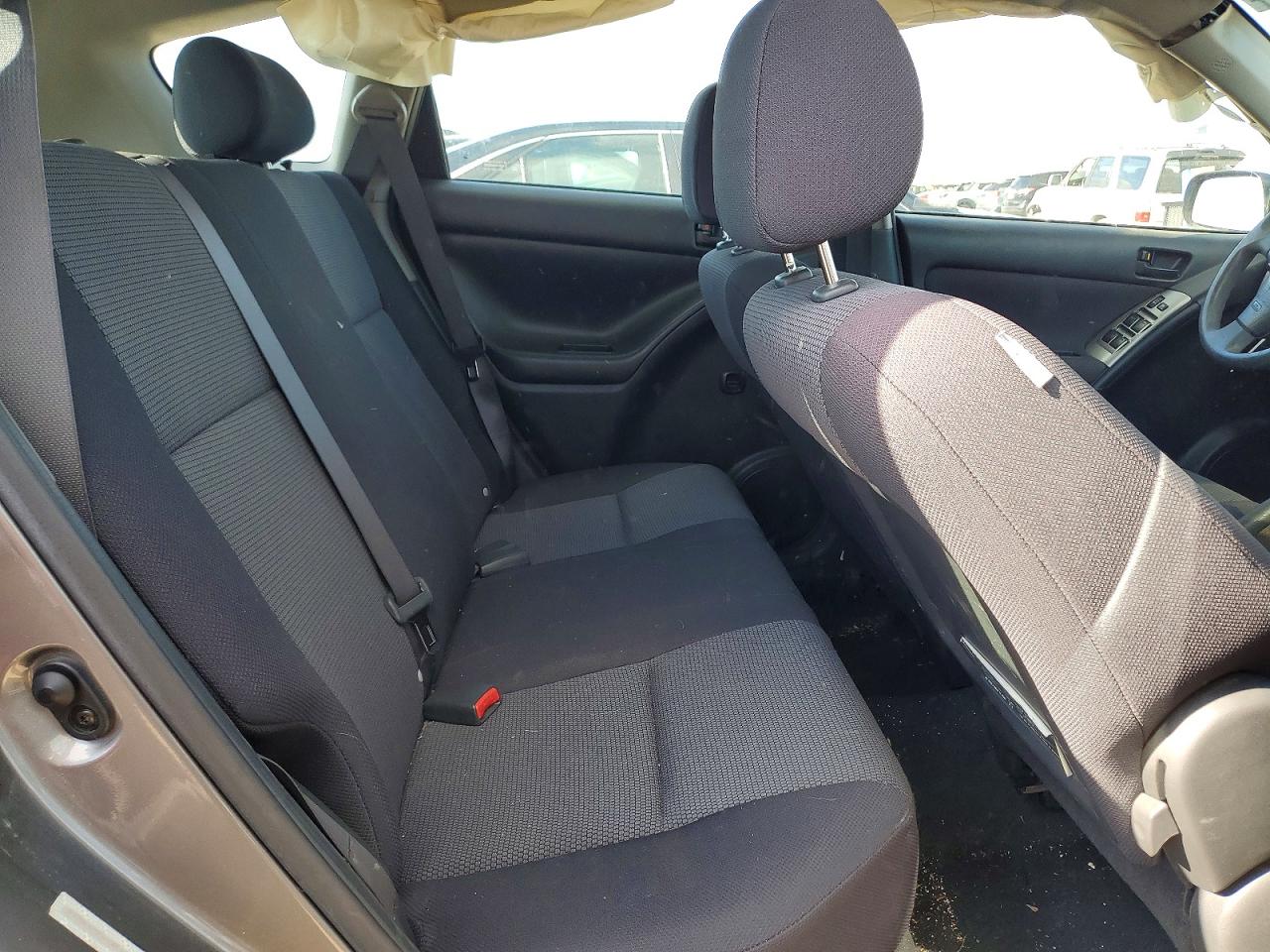 2006 Pontiac Vibe Silver vin: 5Y2SL67806Z454087