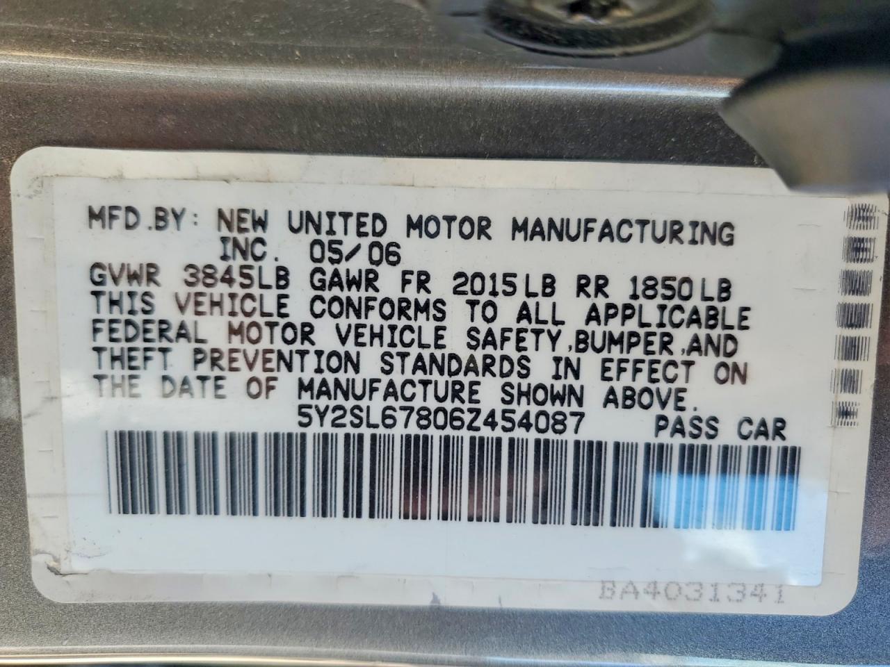 2006 Pontiac Vibe Silver vin: 5Y2SL67806Z454087