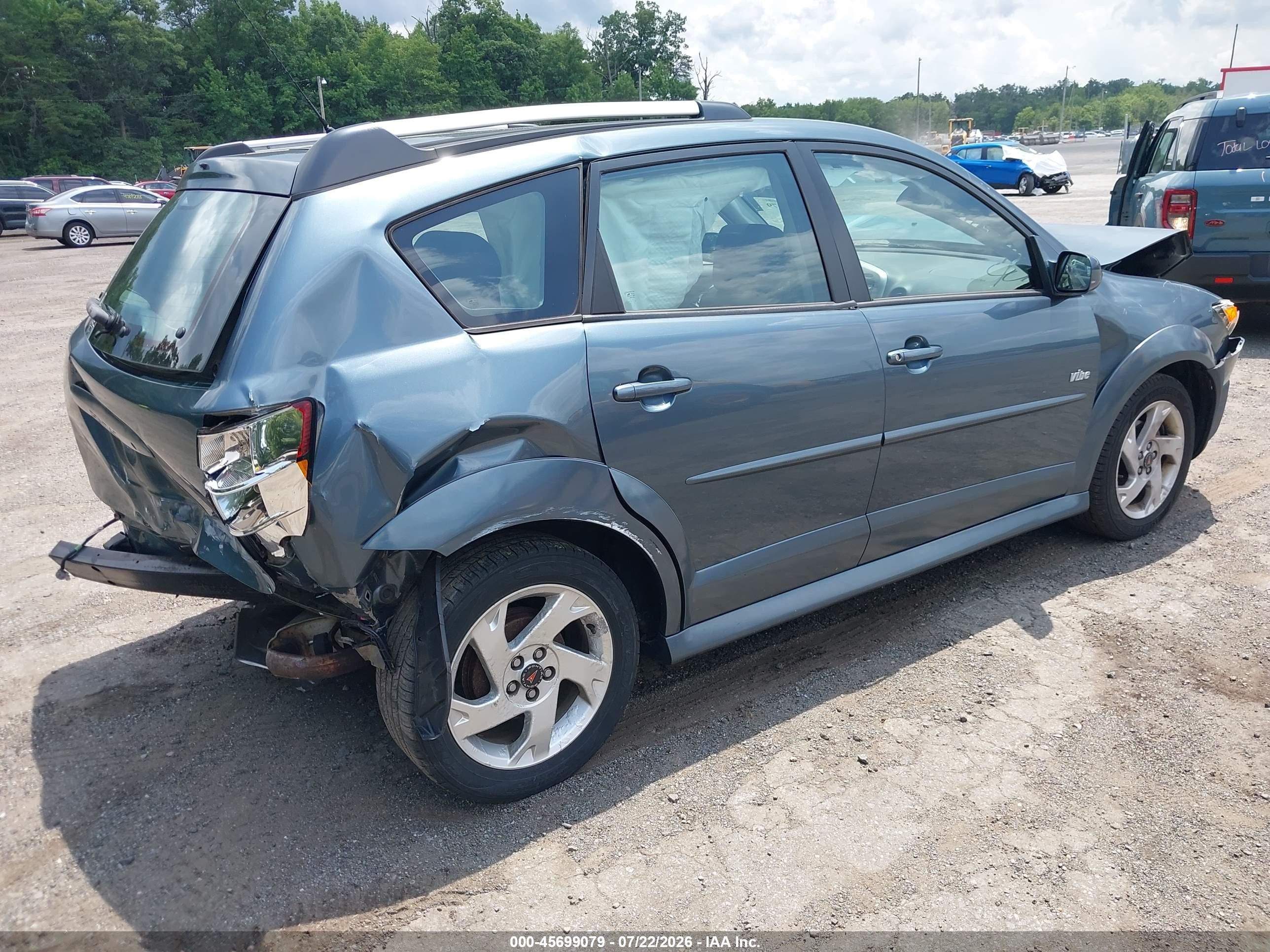 2007 Pontiac Vibe   Light Blue vin: 5Y2SL67817Z426140