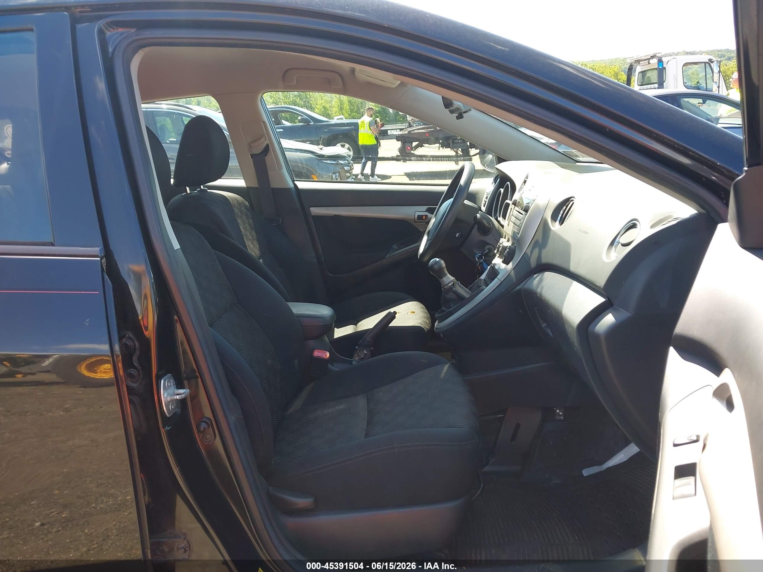 2009 Pontiac Vibe Black vin: 5Y2SL67829Z460624