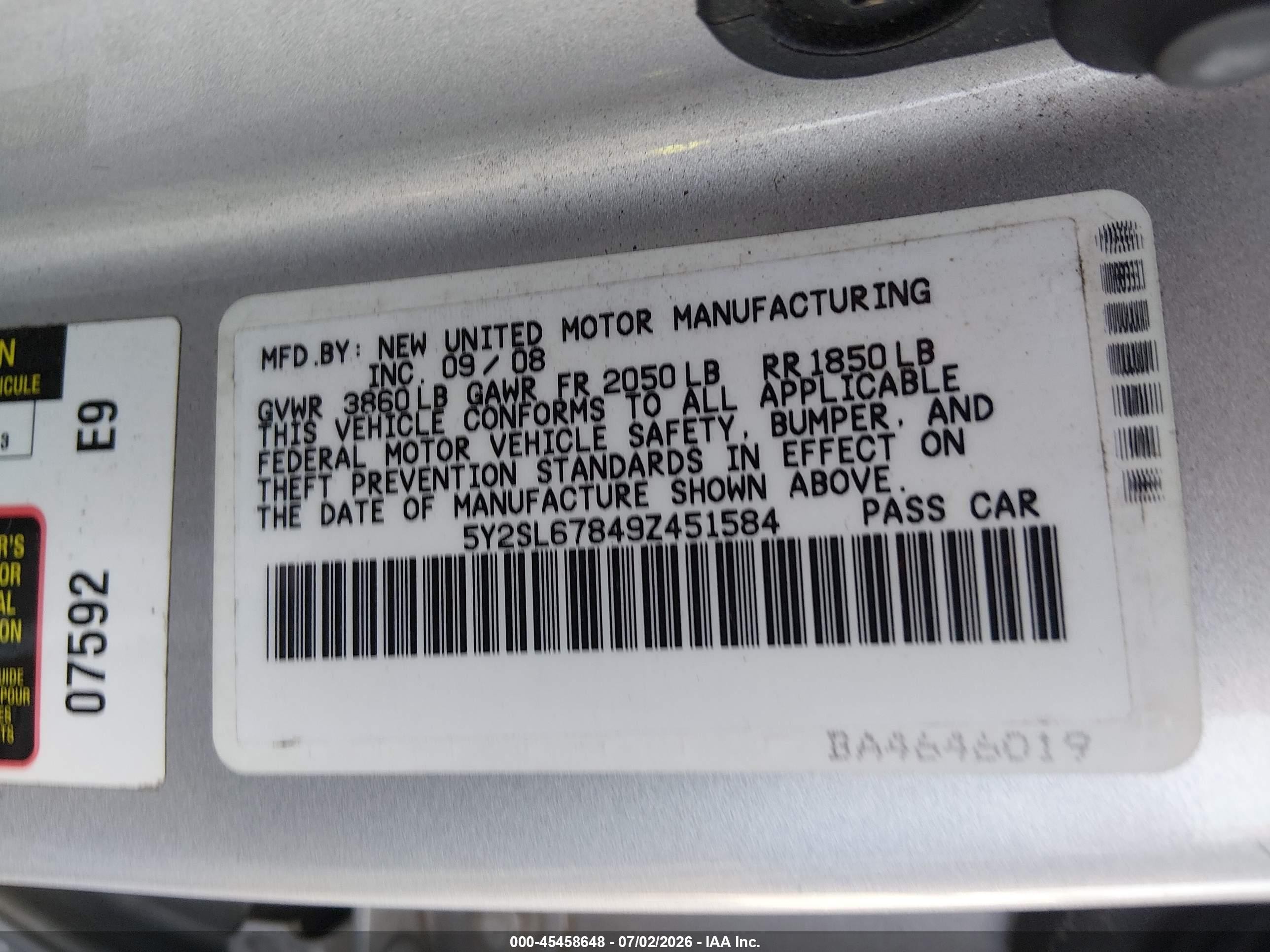 2009 Pontiac Vibe   Silver vin: 5Y2SL67849Z451584