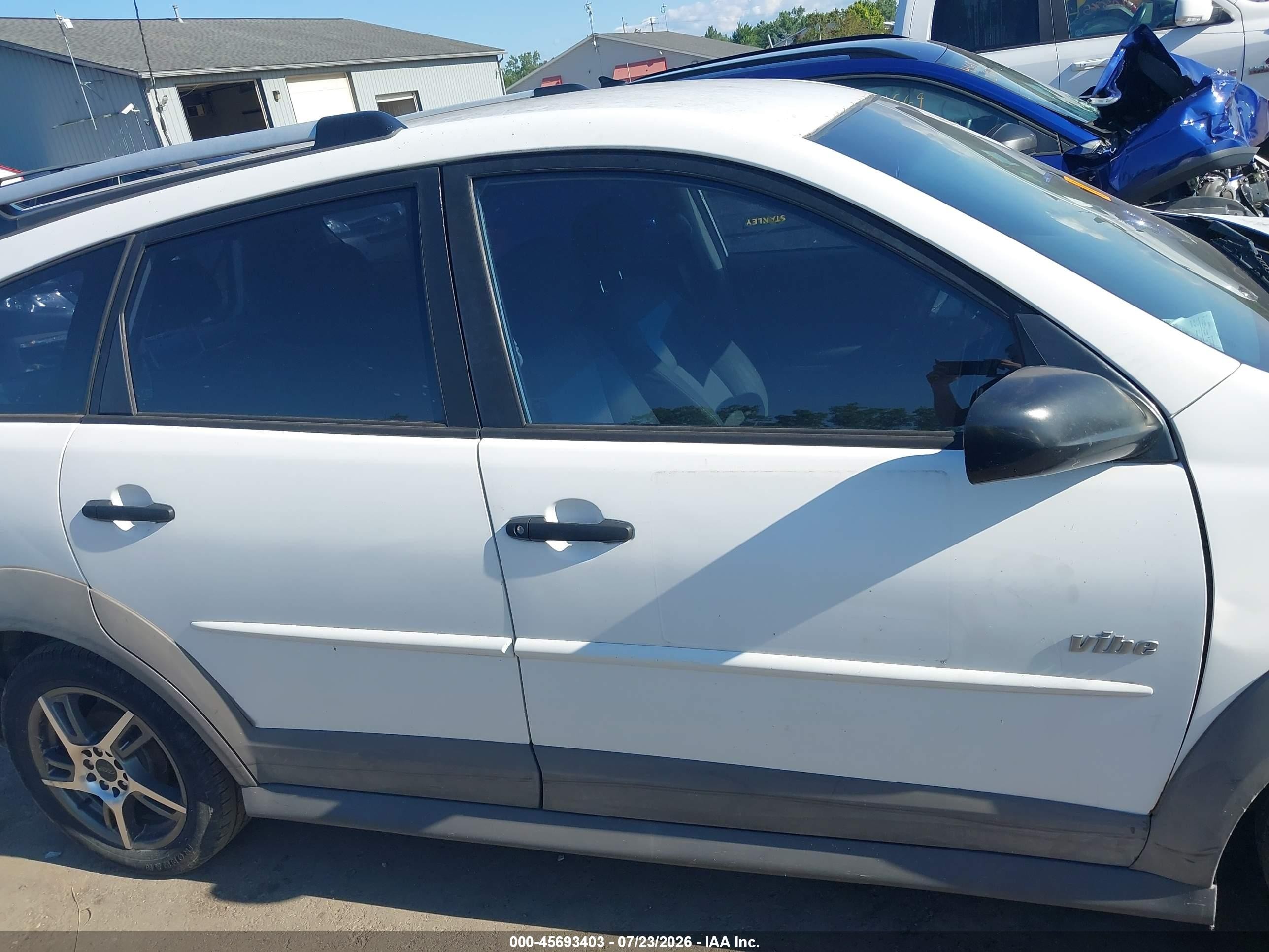 2007 Pontiac Vibe White vin: 5Y2SL67867Z429616