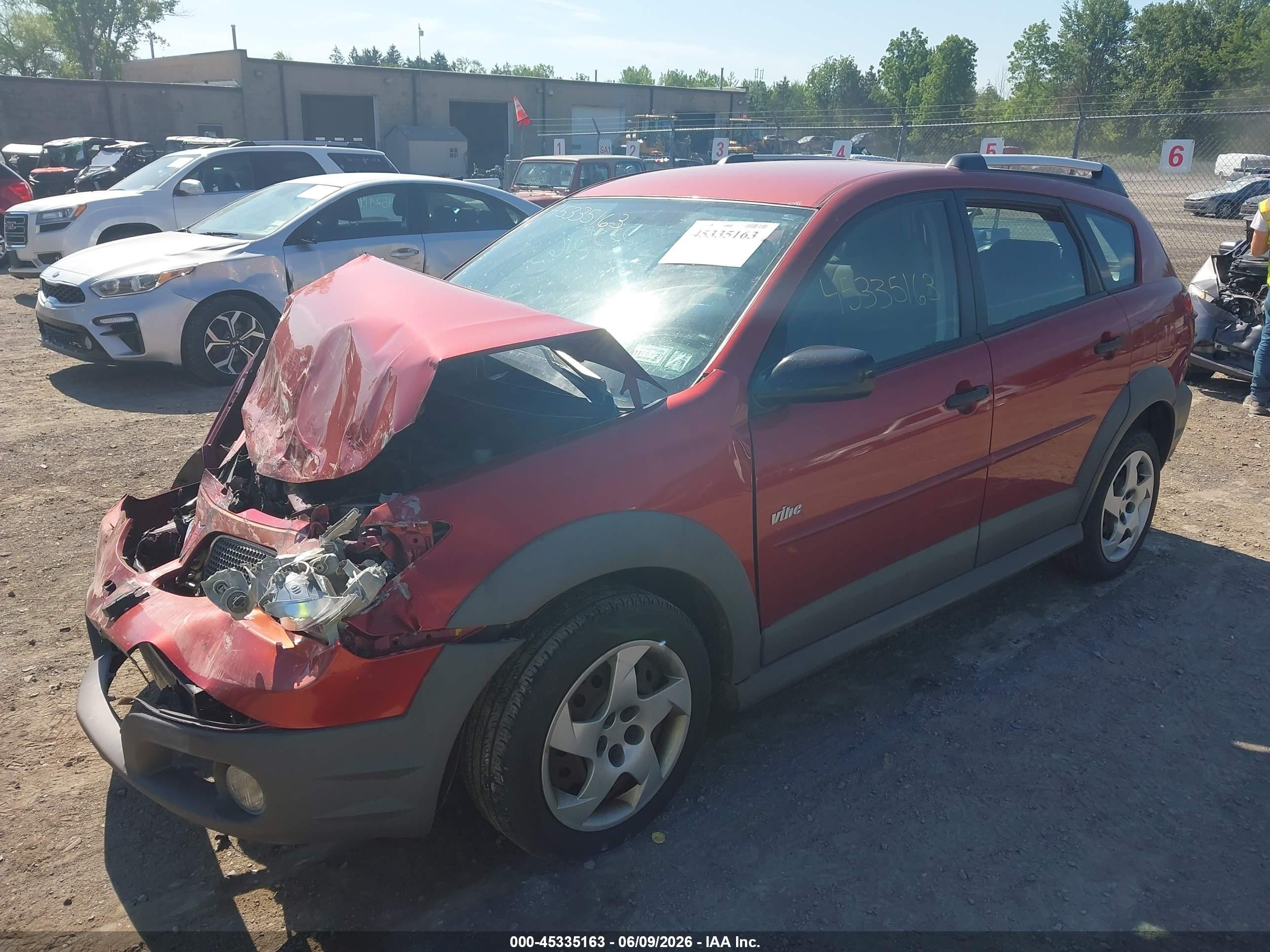2007 Pontiac Vibe   Red vin: 5Y2SL67867Z441359
