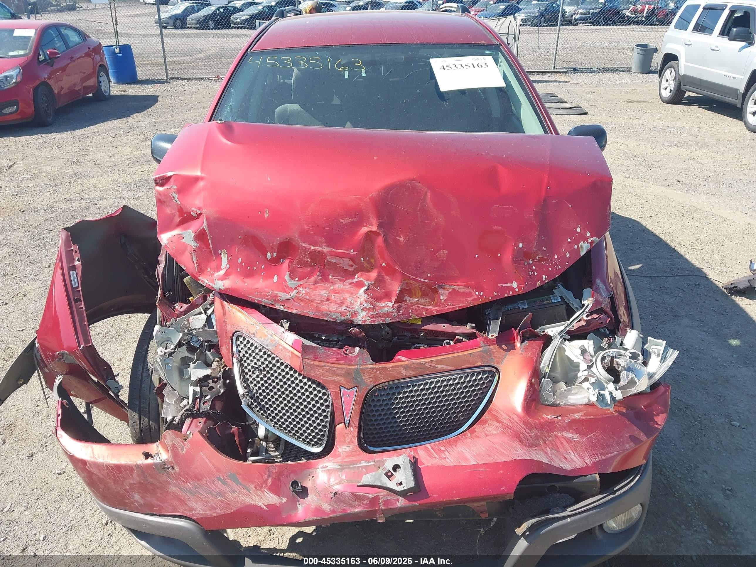2007 Pontiac Vibe   Red vin: 5Y2SL67867Z441359