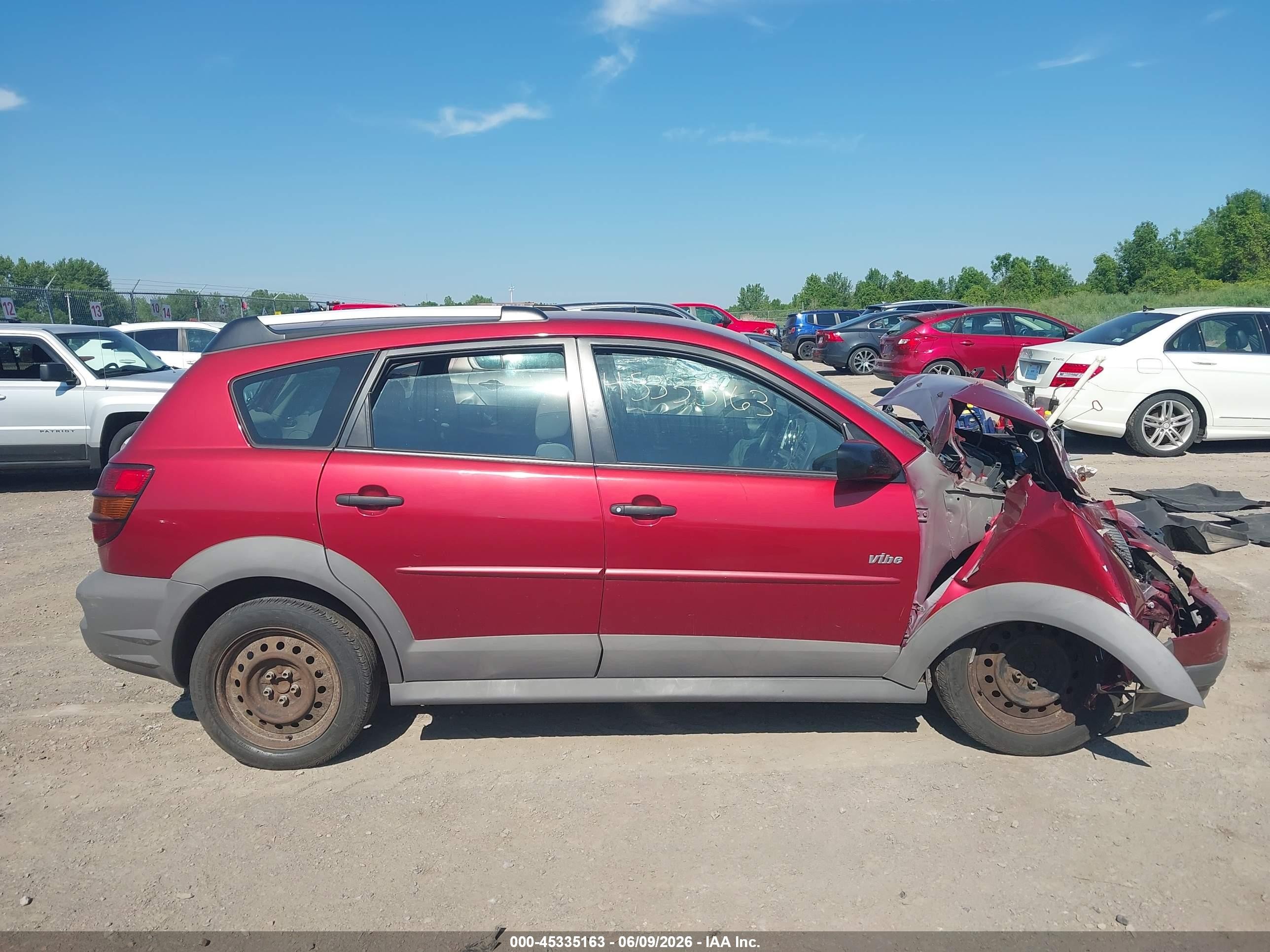 2007 Pontiac Vibe   Red vin: 5Y2SL67867Z441359
