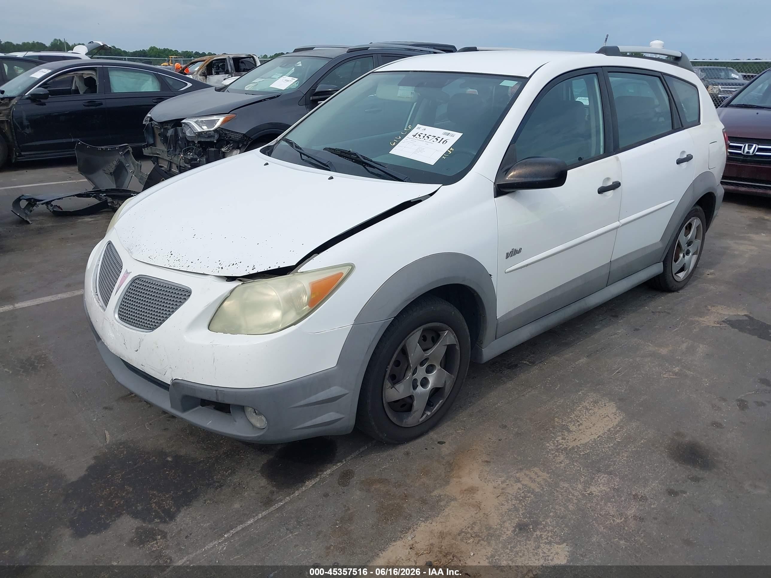2006 Pontiac Vibe   White vin: 5Y2SL67876Z456550