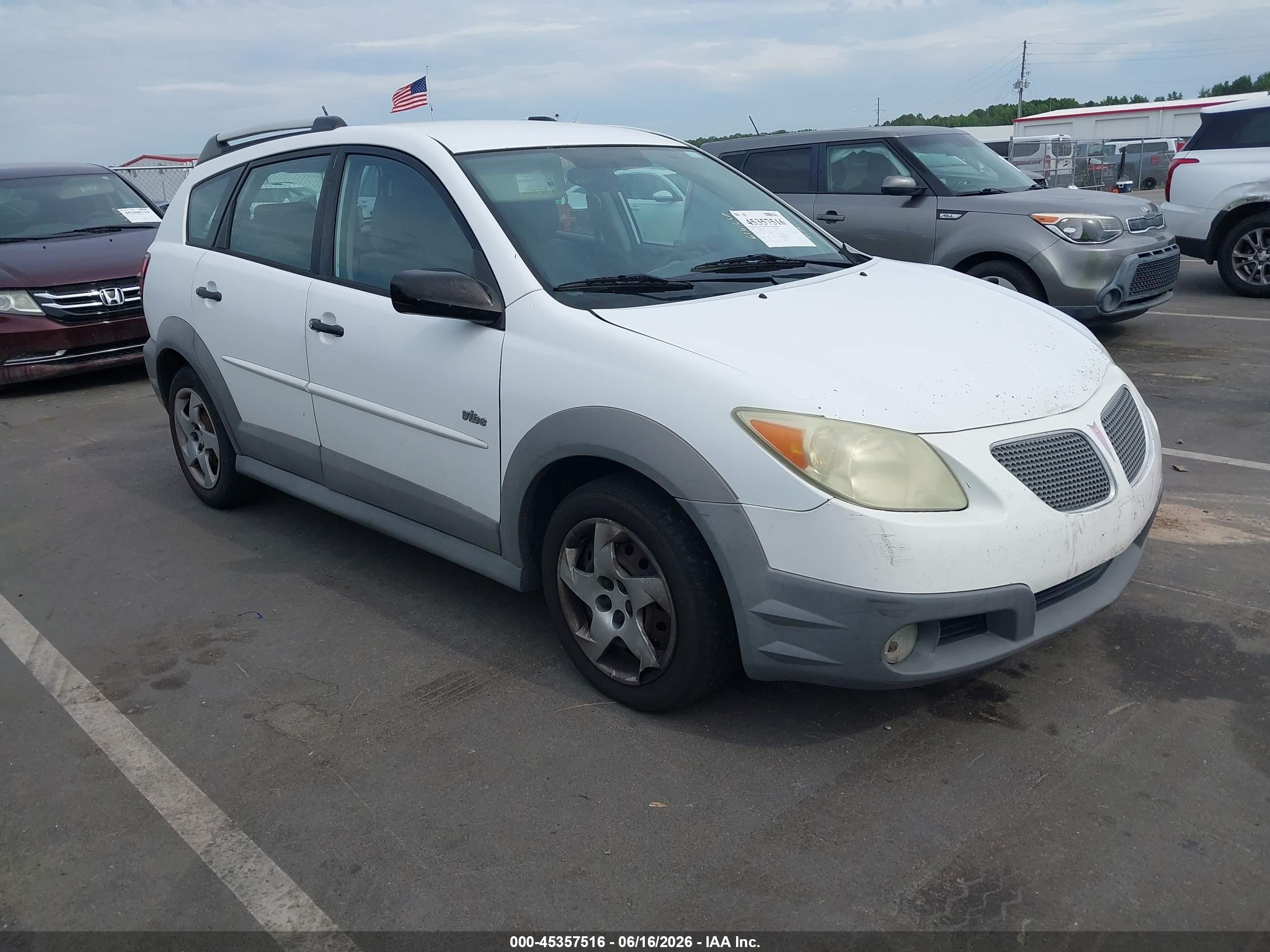 2006 Pontiac Vibe   White vin: 5Y2SL67876Z456550