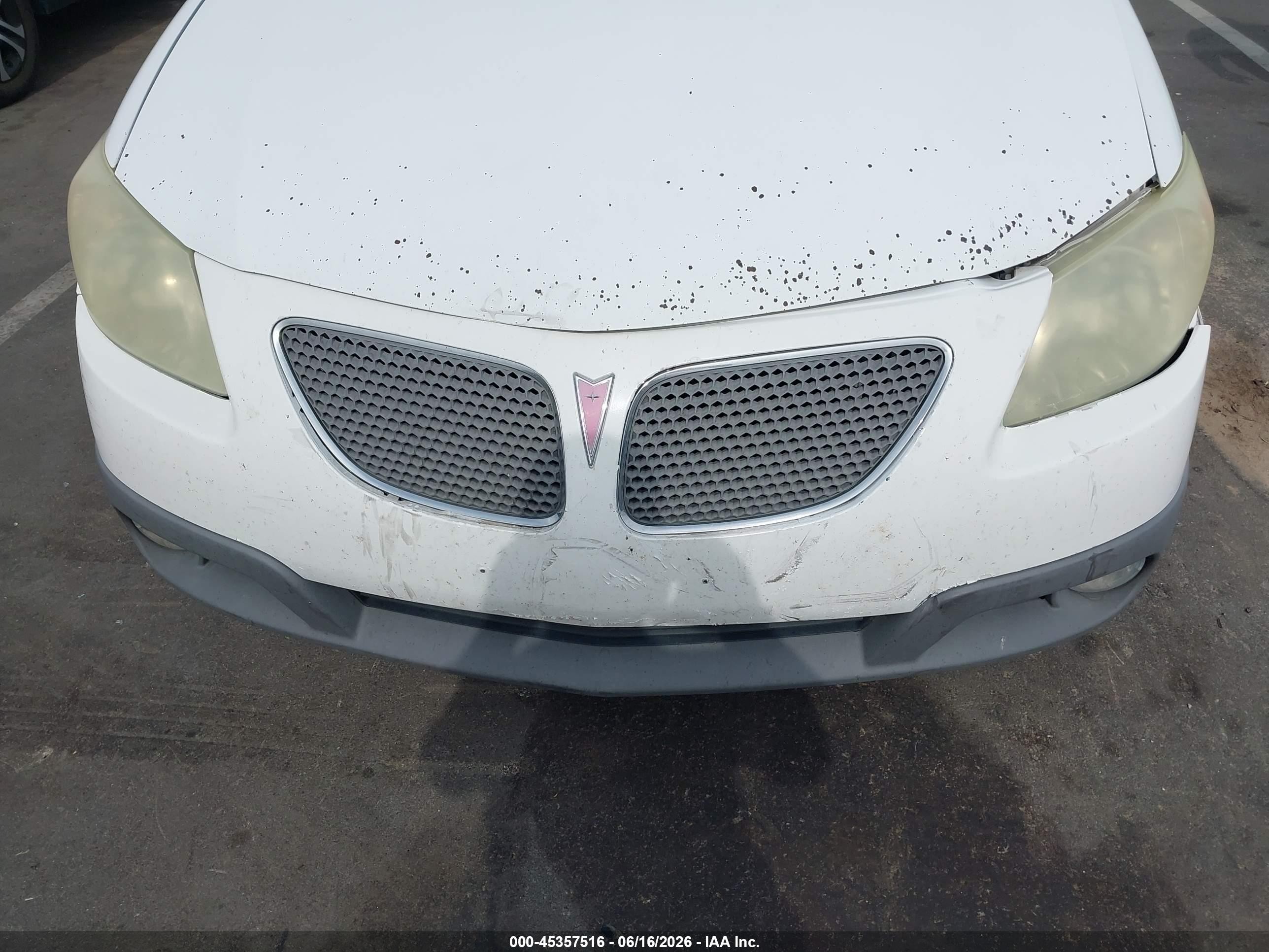 2006 Pontiac Vibe   White vin: 5Y2SL67876Z456550