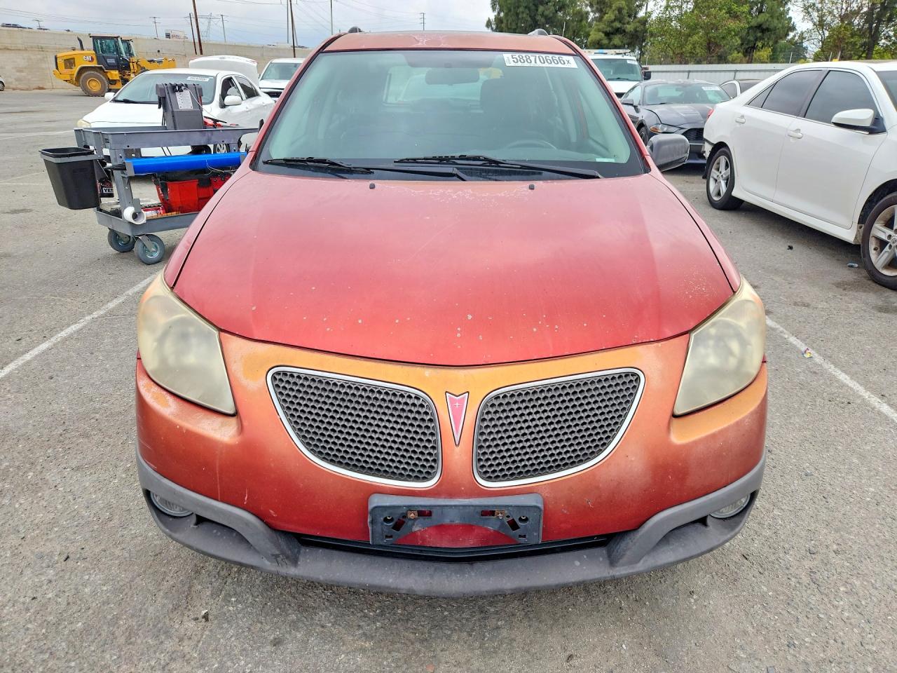 2008 Pontiac Vibe Red vin: 5Y2SL67898Z422290