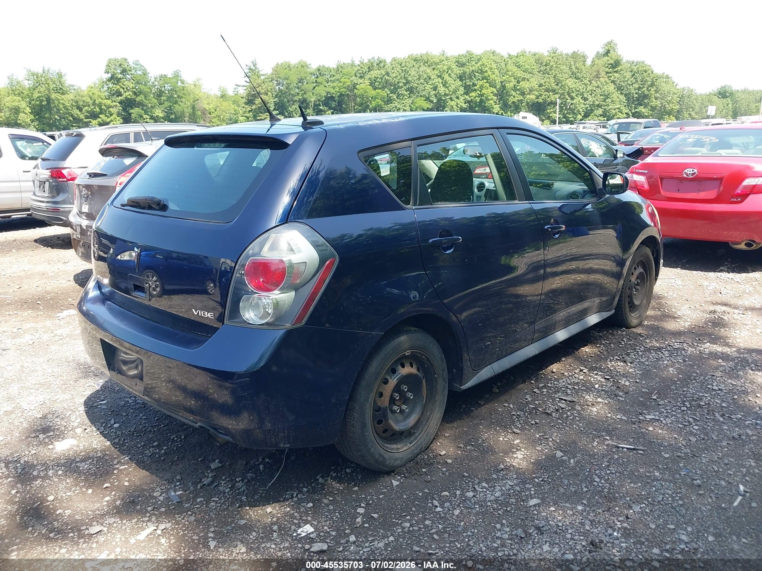 2010 Pontiac Vibe   Blue vin: 5Y2SL6E84AZ401792