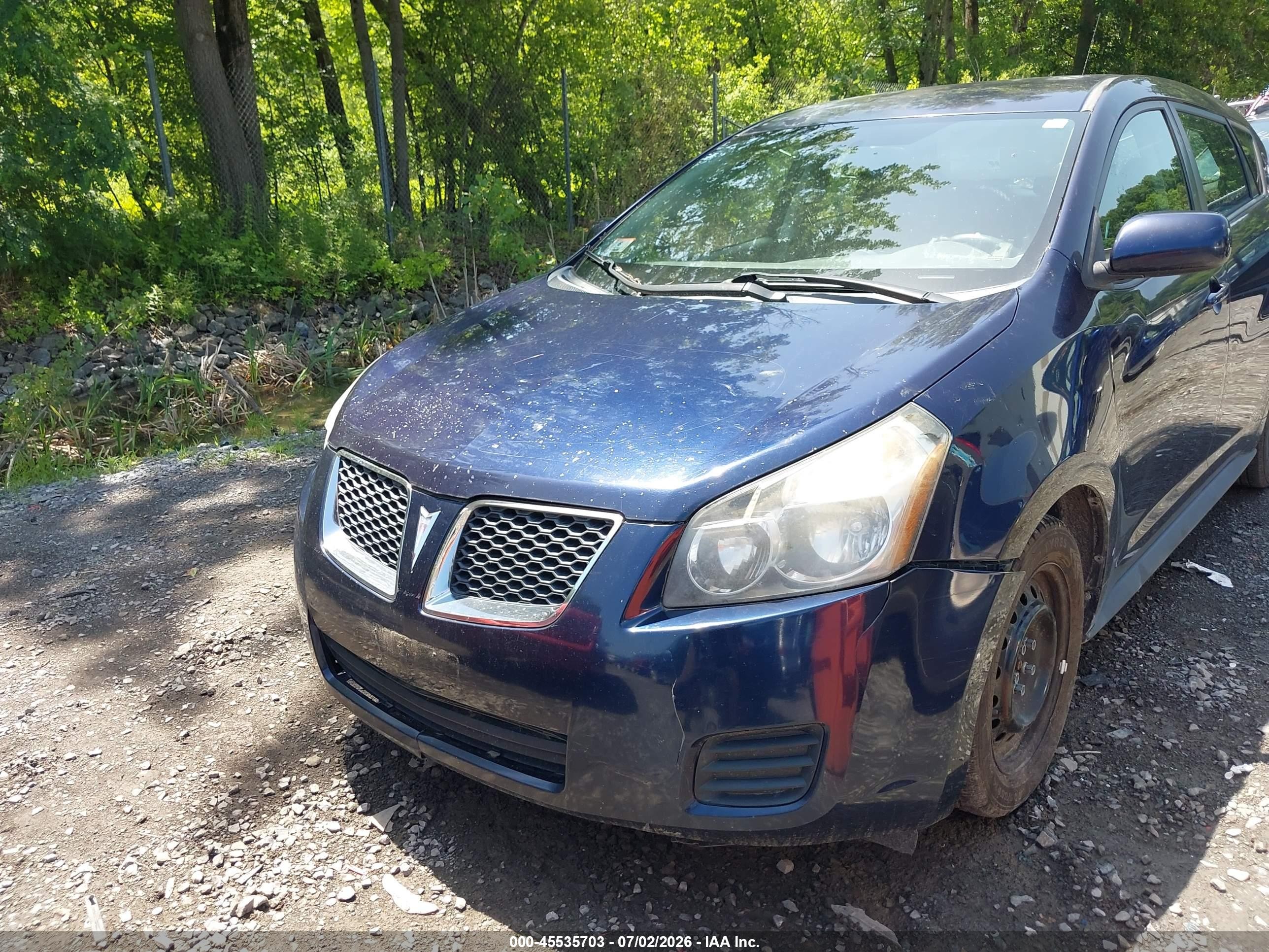 2010 Pontiac Vibe   Blue vin: 5Y2SL6E84AZ401792