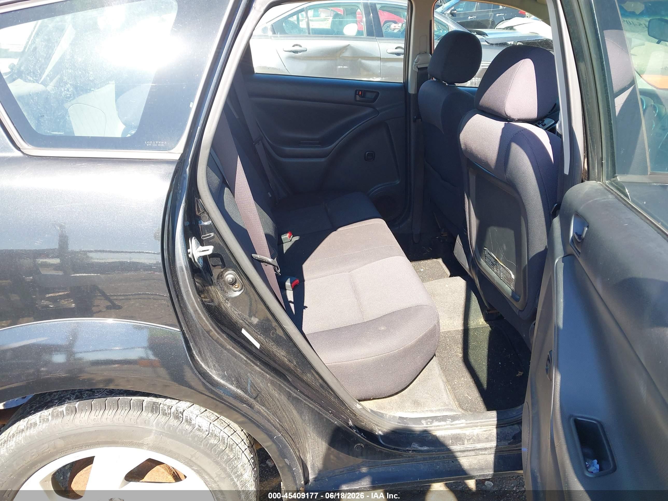 2003 Pontiac Vibe   Black vin: 5Y2SM62873Z437657