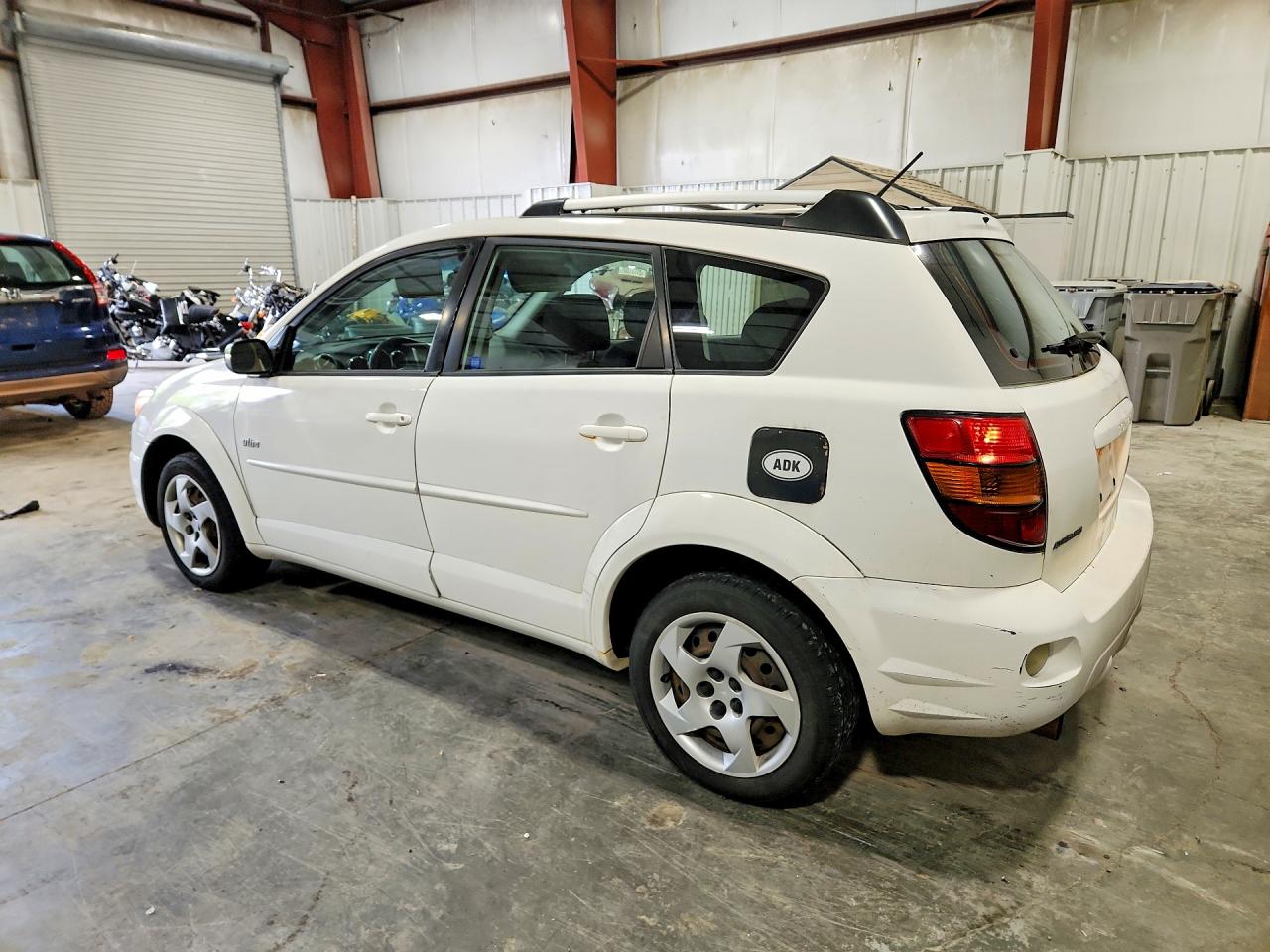 2004 Pontiac Vibe White vin: 5Y2SM62884Z433604