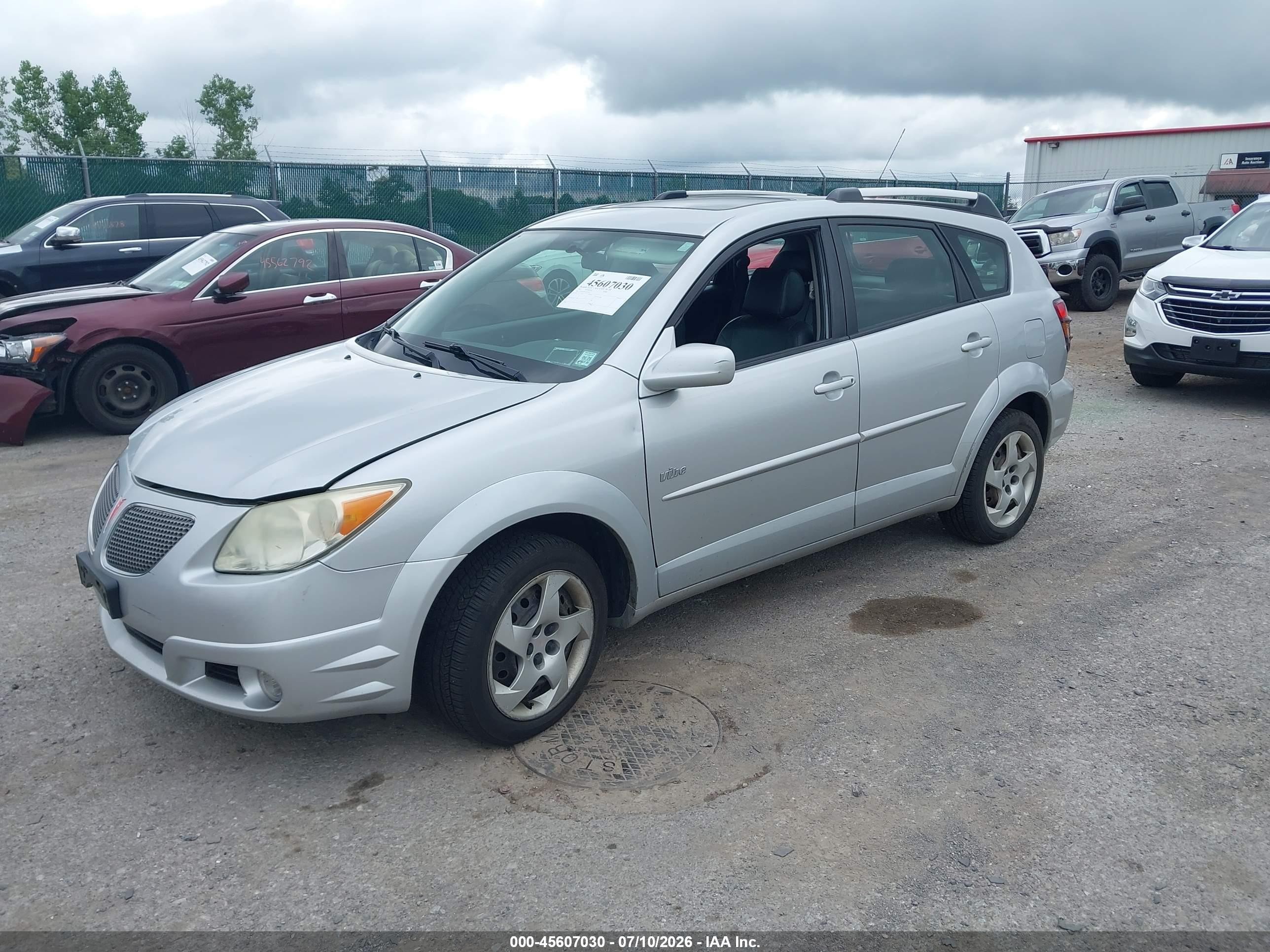 2005 Pontiac Vibe   Silver vin: 5Y2SM63815Z435338