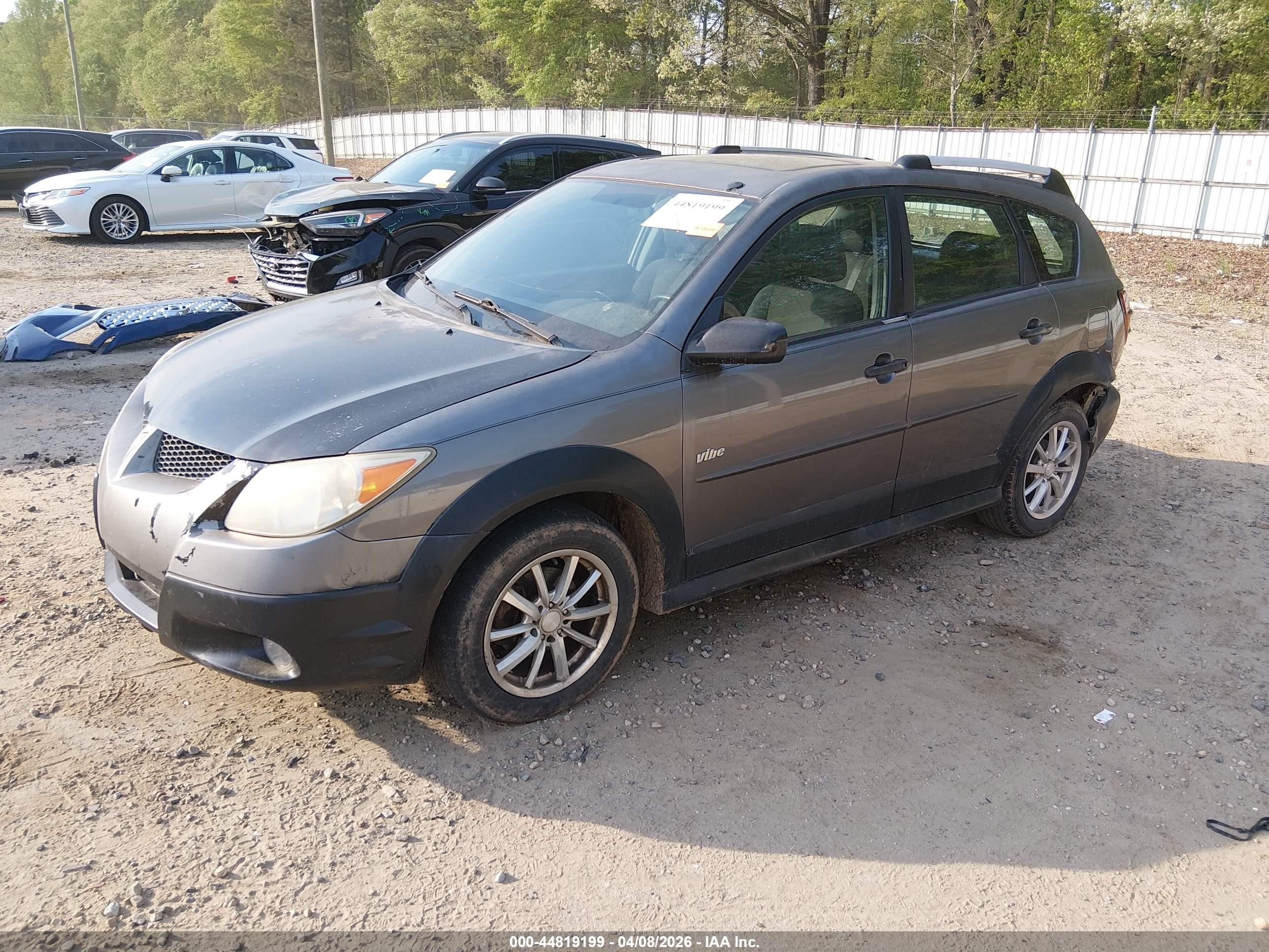 2005 Pontiac Vibe   Gray vin: 5Y2SM63815Z482210