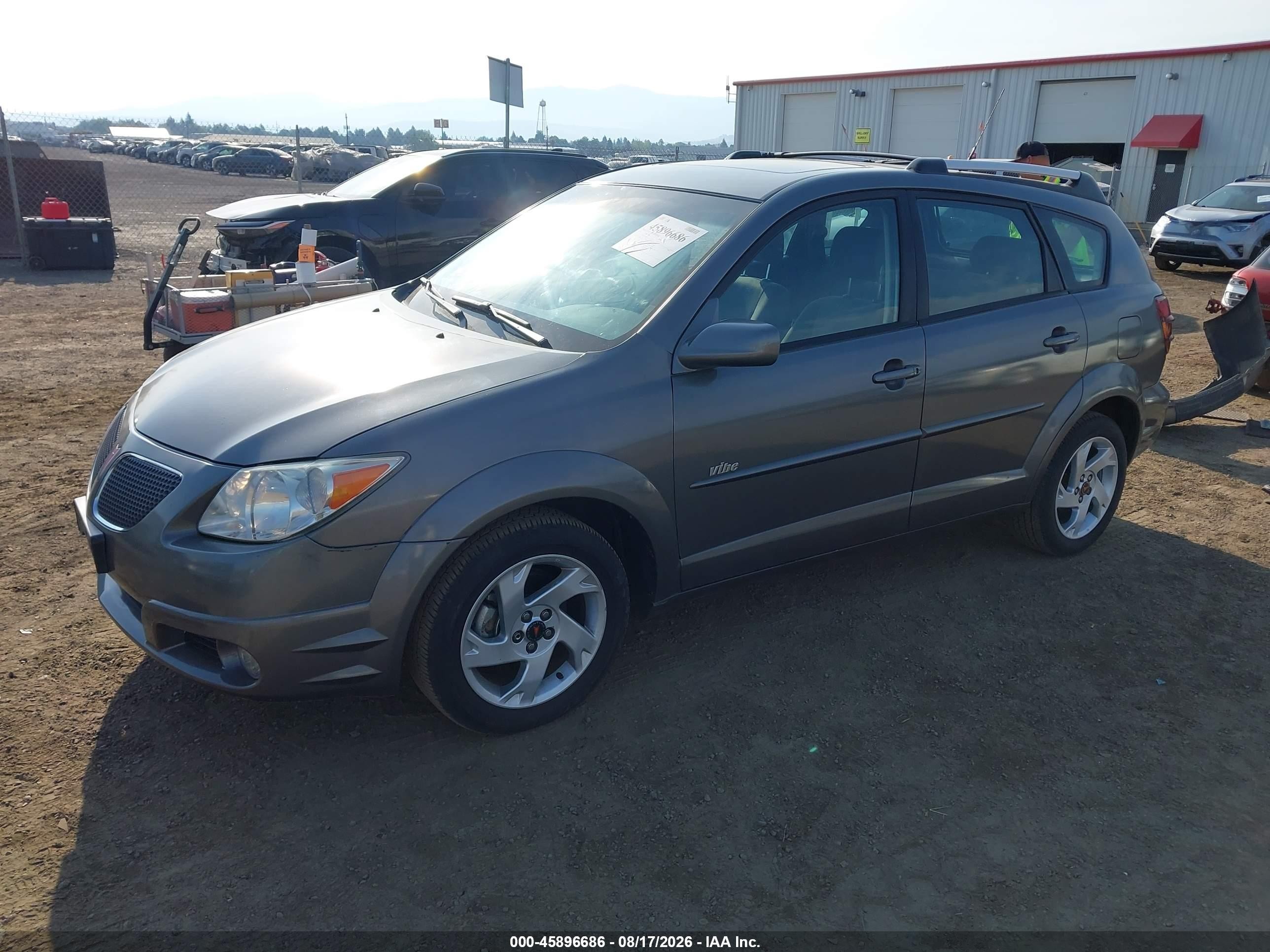 2005 Pontiac Vibe   Серый vin: 5Y2SM638X5Z476955