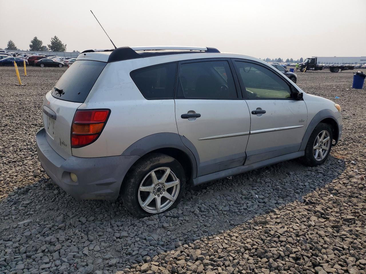 2004 Pontiac Vibe Silver vin: 5Y2SM64874Z456837