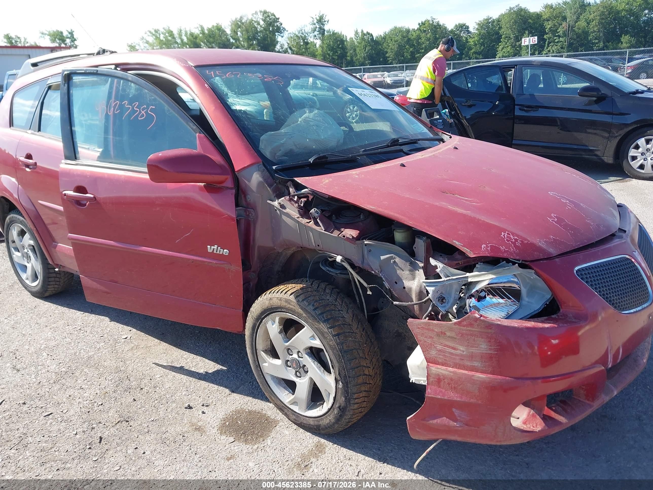 2006 Pontiac Vibe   Red vin: 5Y2SM65856Z411316