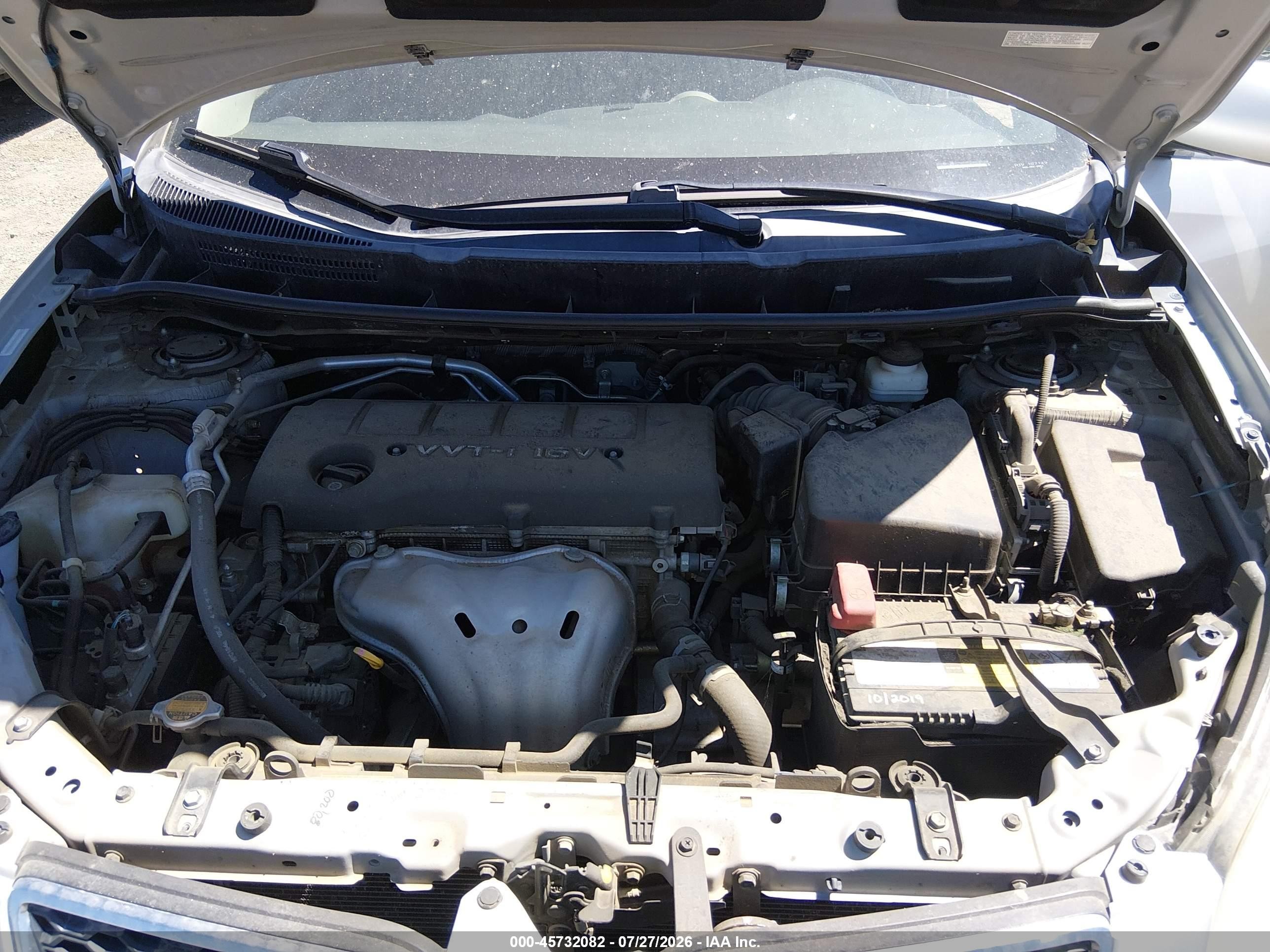 2009 Pontiac Vibe Silver vin: 5Y2SM67019Z451582