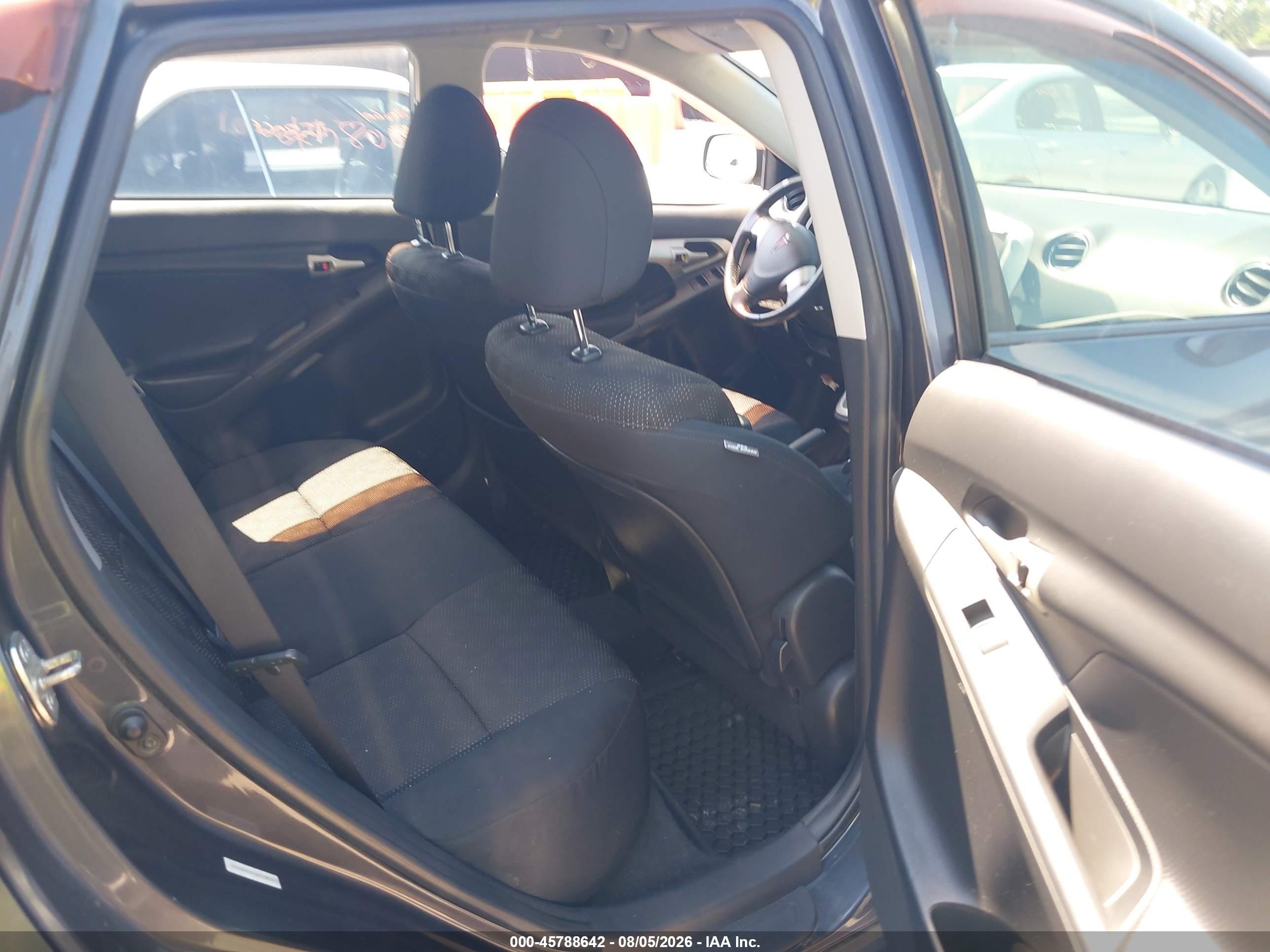 2009 Pontiac Vibe   Gray vin: 5Y2SM67019Z477390