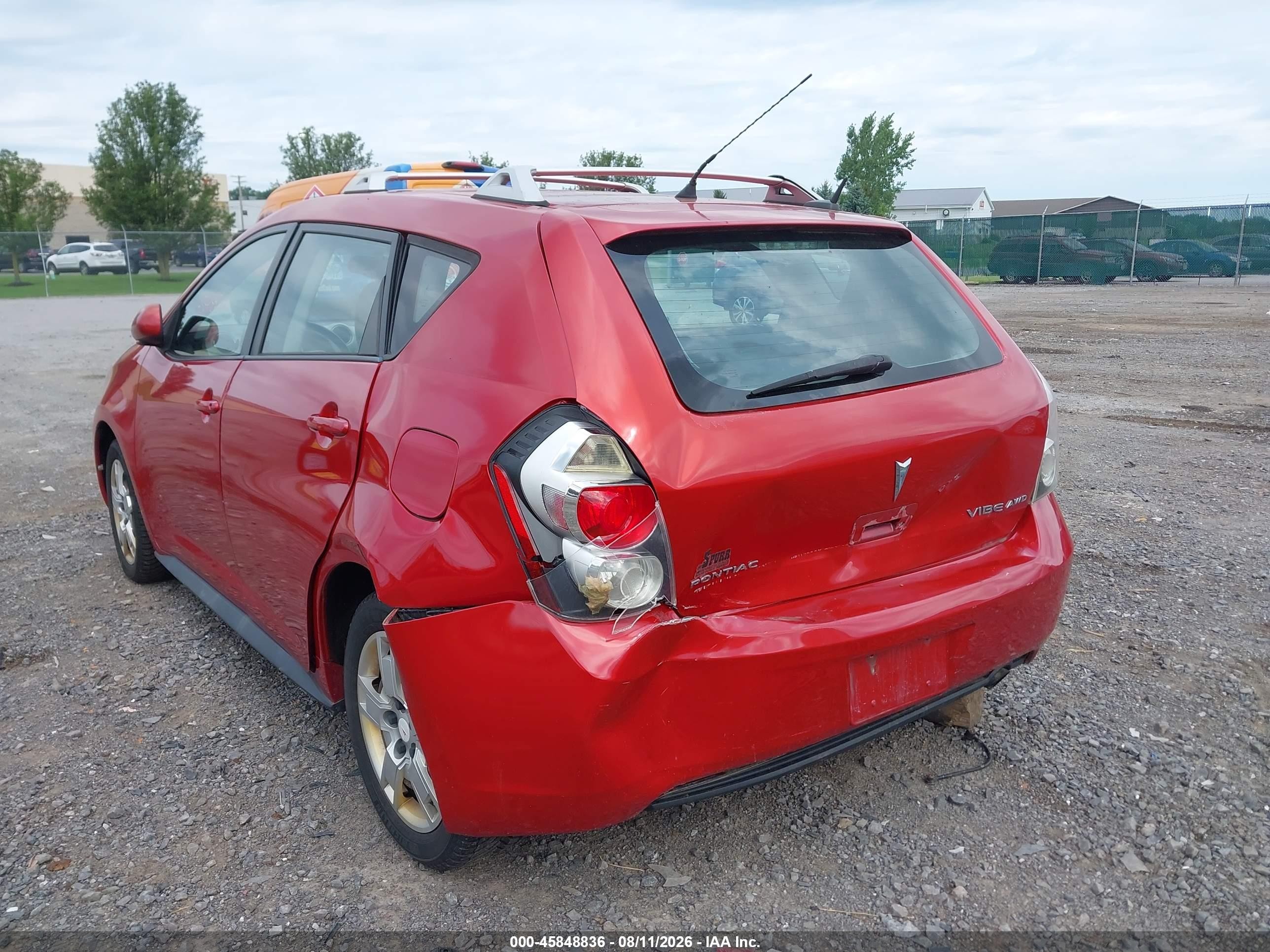 2009 Pontiac Vibe   Red vin: 5Y2SM67039Z408264