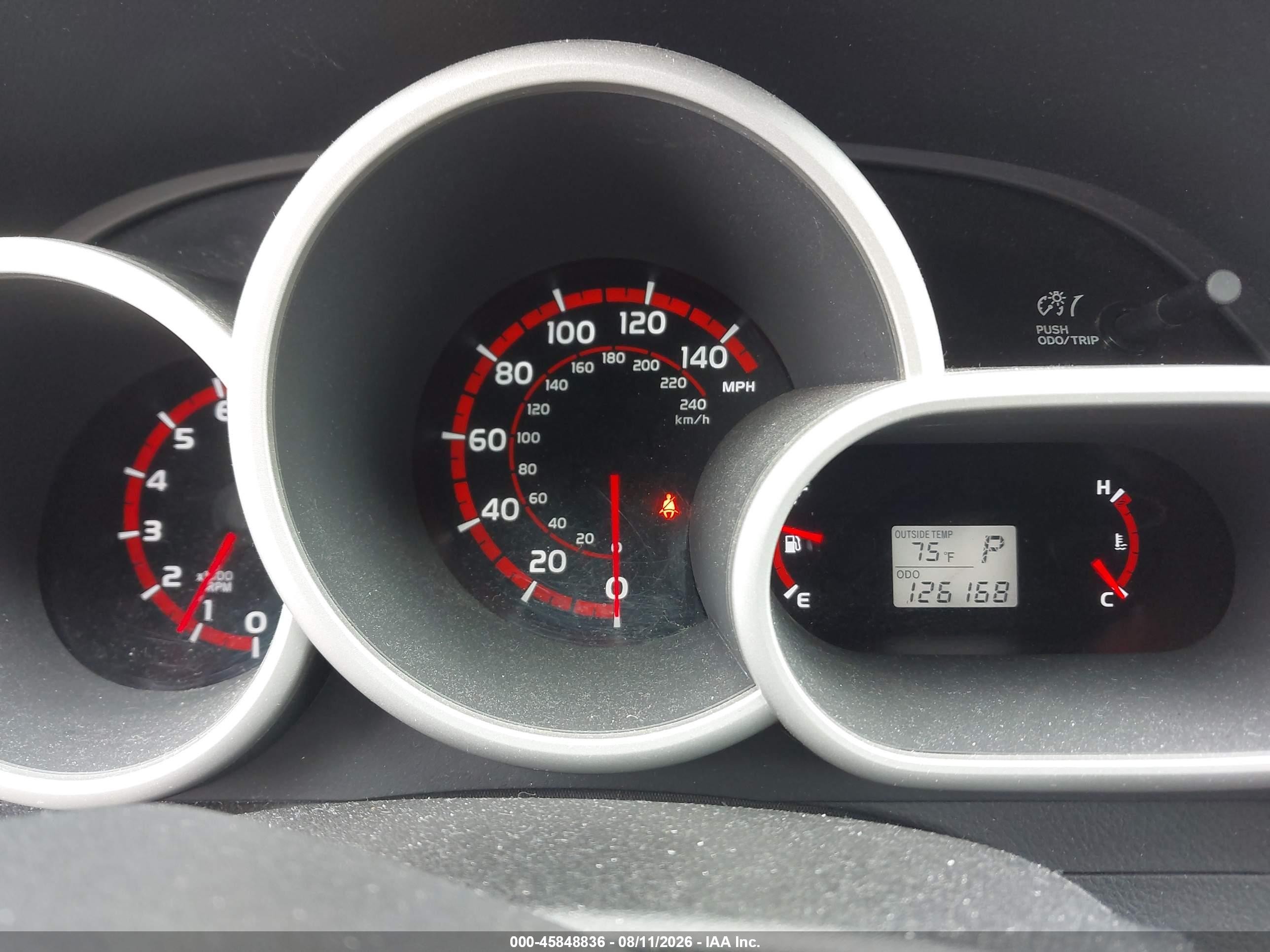 2009 Pontiac Vibe   Red vin: 5Y2SM67039Z408264