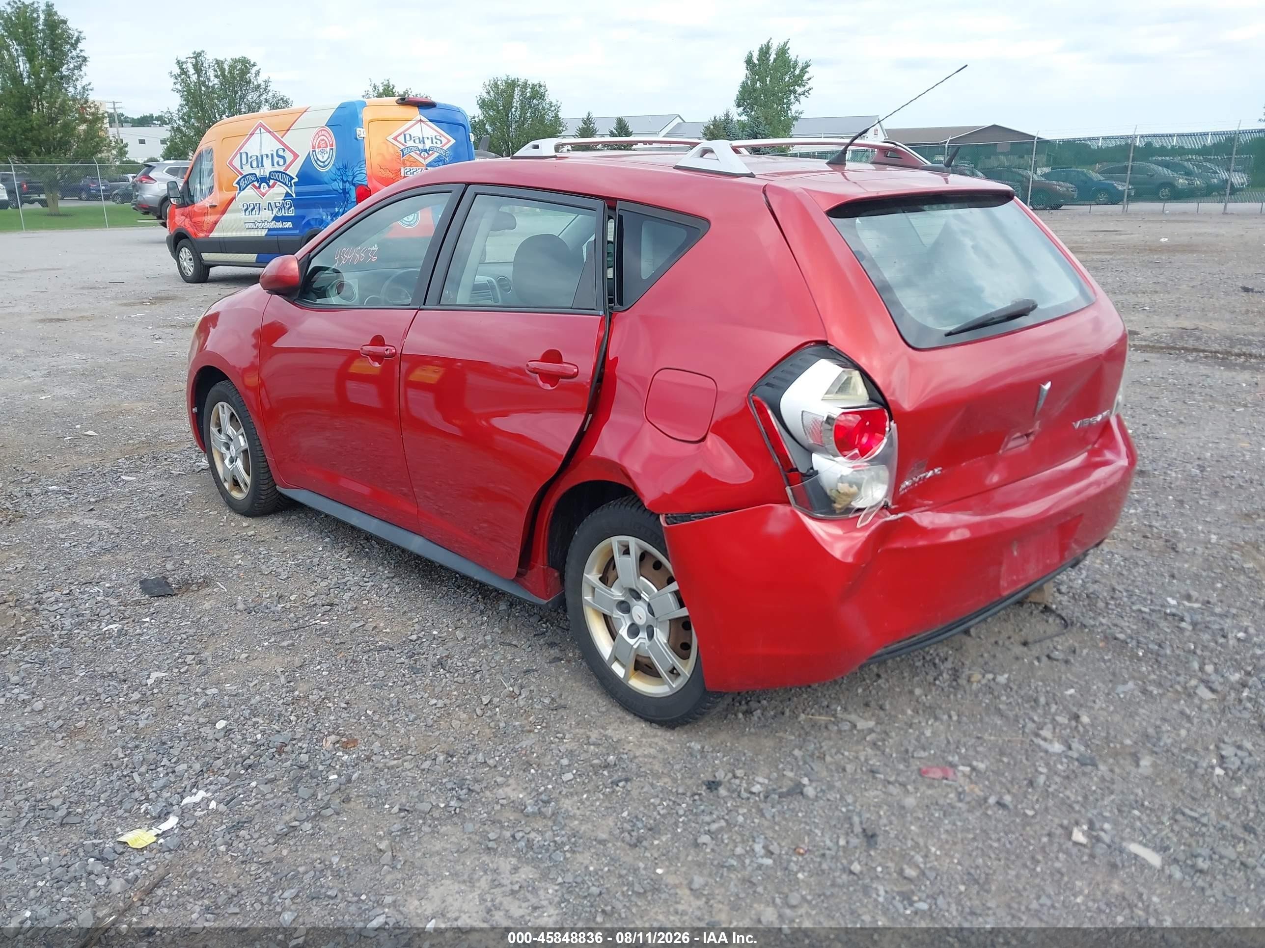 2009 Pontiac Vibe   Red vin: 5Y2SM67039Z408264