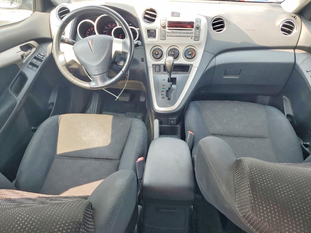 2009 Pontiac Vibe Silver vin: 5Y2SM67079Z433796