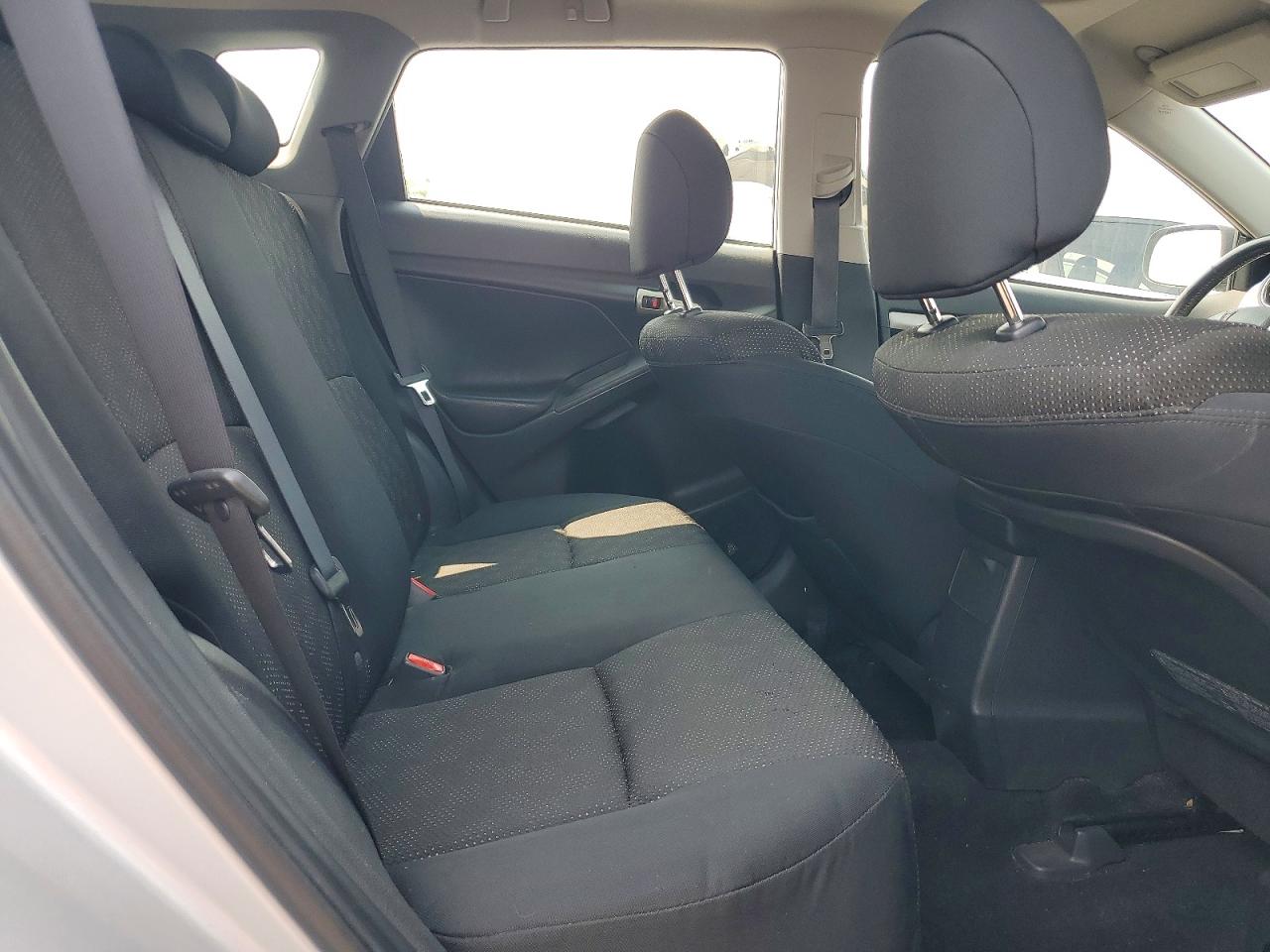 2009 Pontiac Vibe Silver vin: 5Y2SM67079Z433796