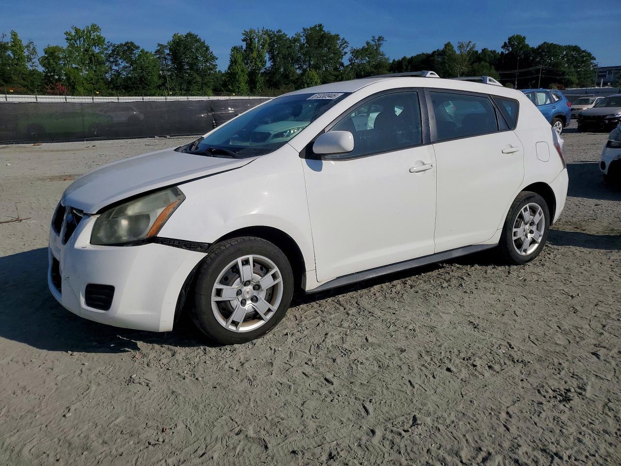 2009 Pontiac Vibe White vin: 5Y2SM67079Z471996