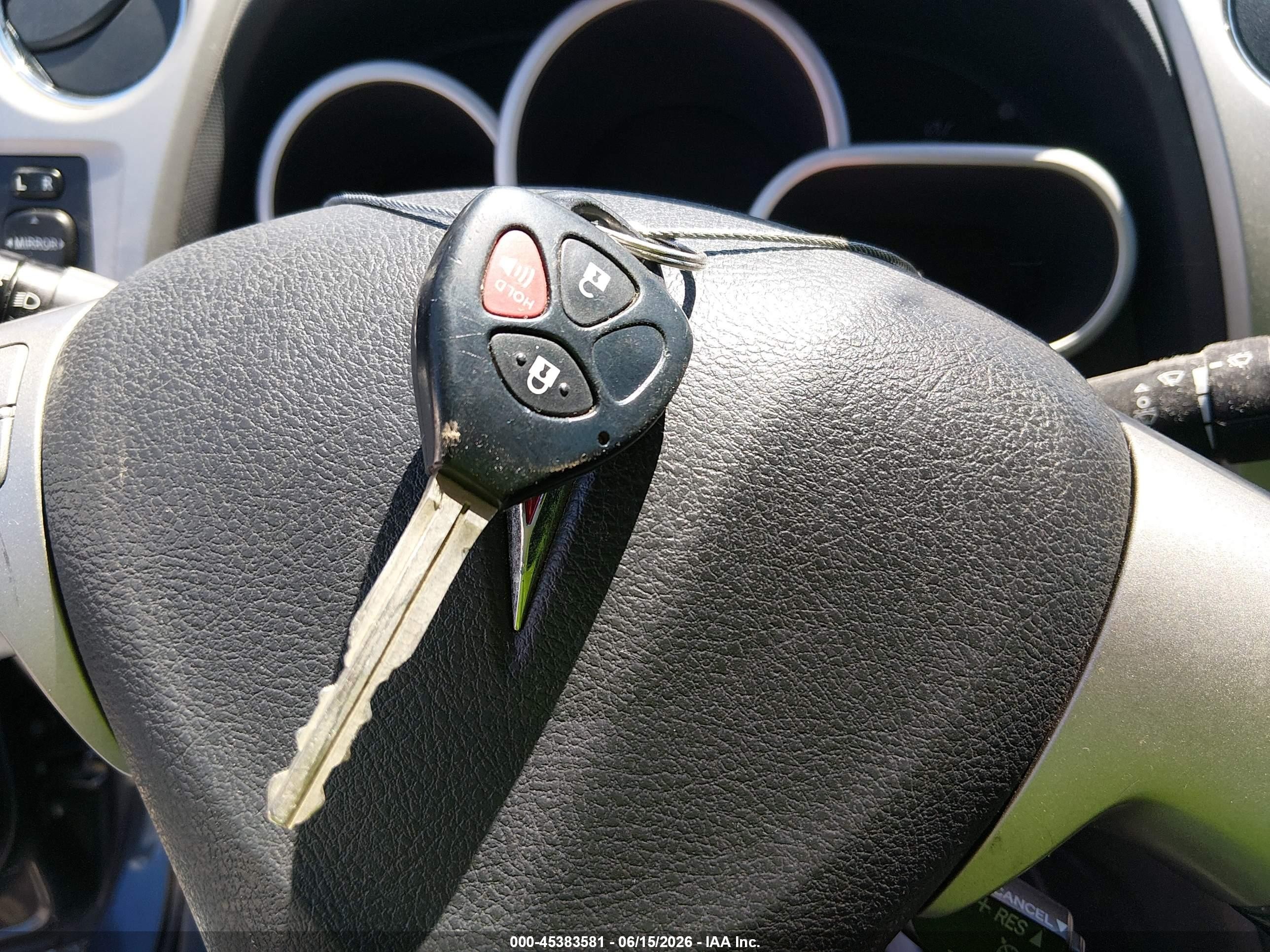 2009 Pontiac Vibe   Gray vin: 5Y2SM67099Z461986