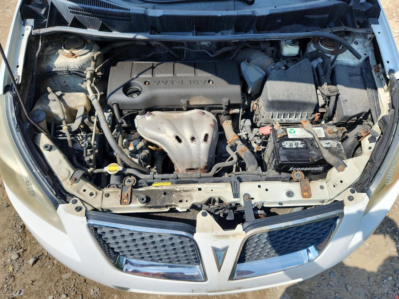 2009 Pontiac Vibe White vin: 5Y2SM670X9Z475007