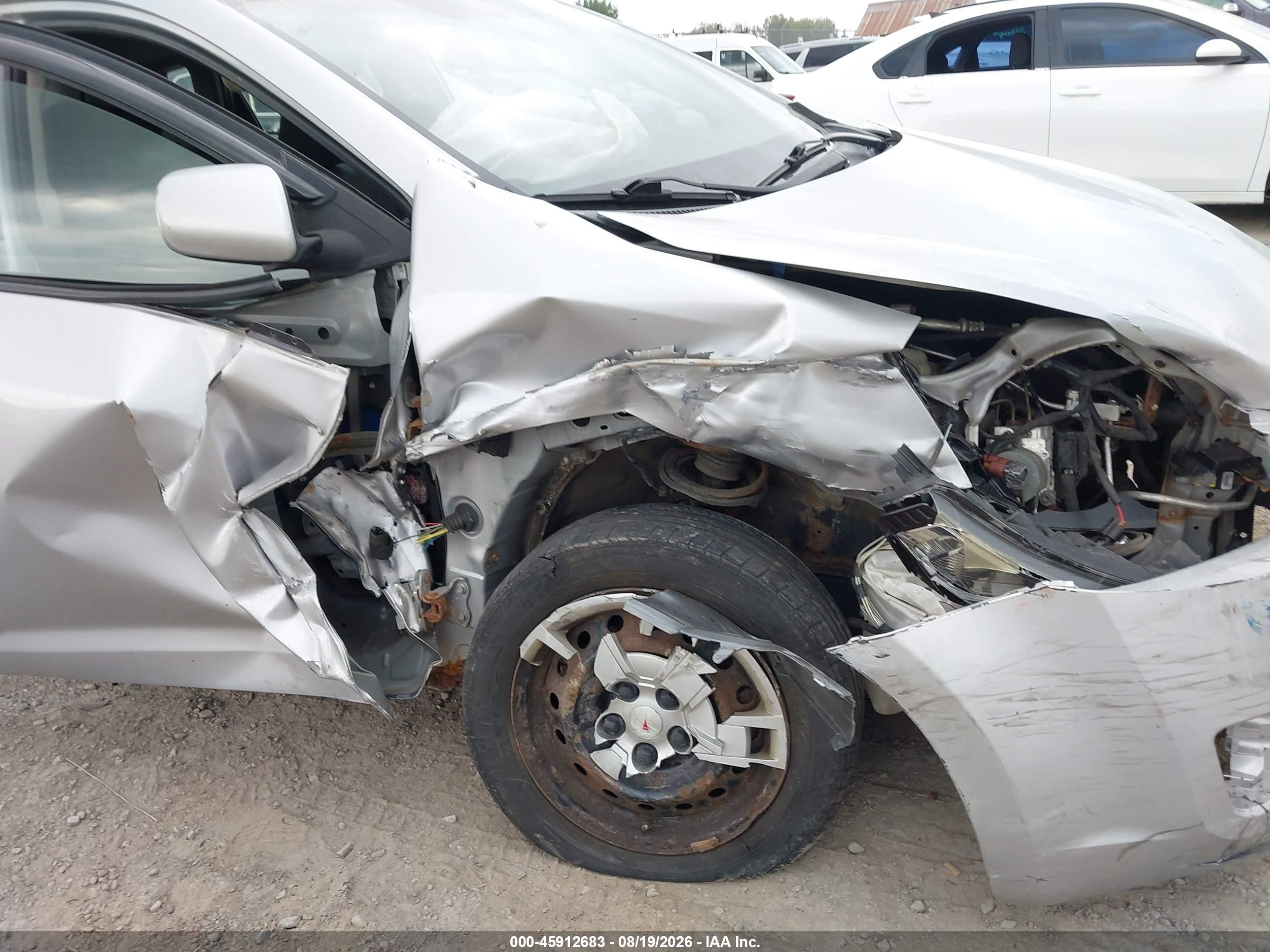 2010 Pontiac Vibe   Silver vin: 5Y2SM6E09AZ408714