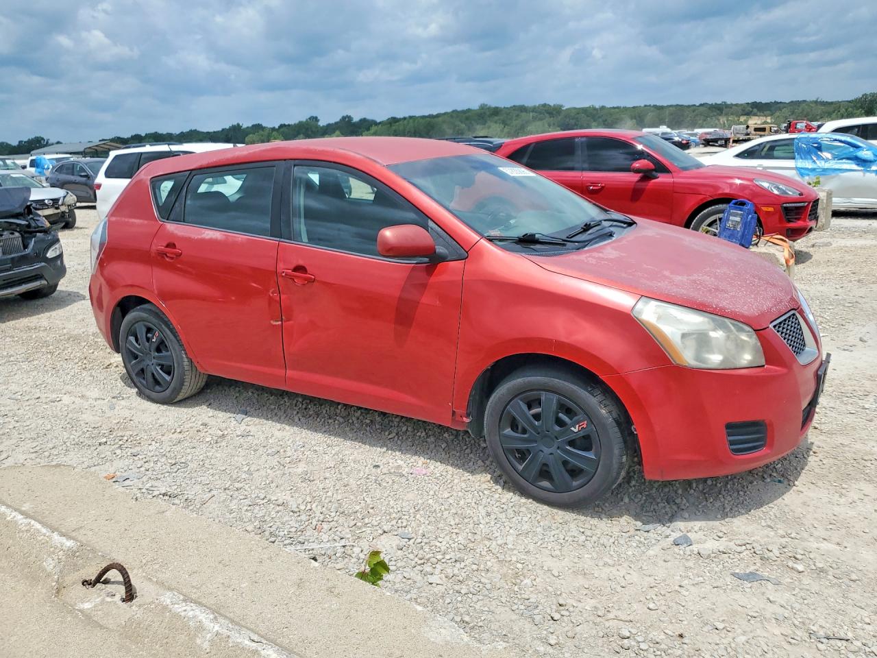 2009 Pontiac Vibe Red vin: 5Y2SP67009Z439558